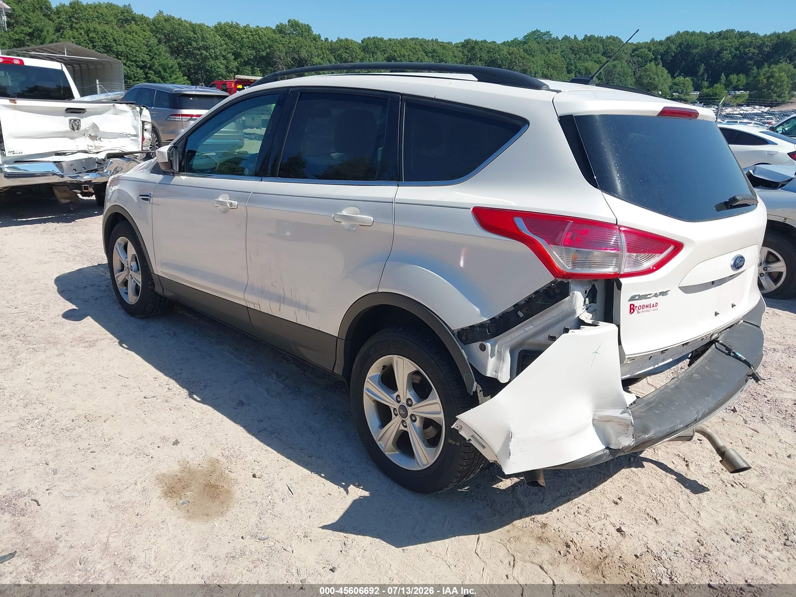 2014 Ford Escape Se Белый vin: 1FMCU0GX8EUD57572