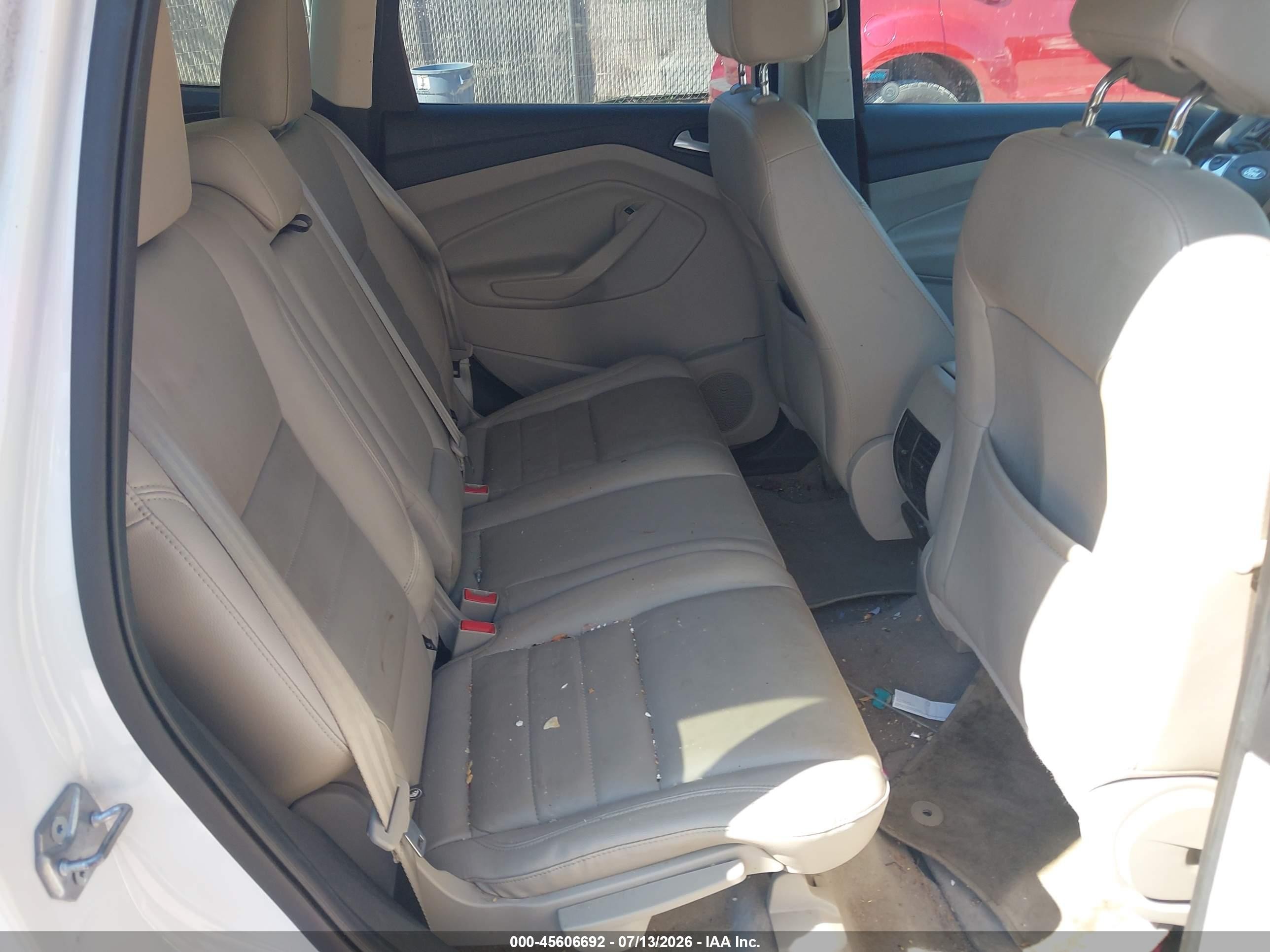 2014 Ford Escape Se Белый vin: 1FMCU0GX8EUD57572