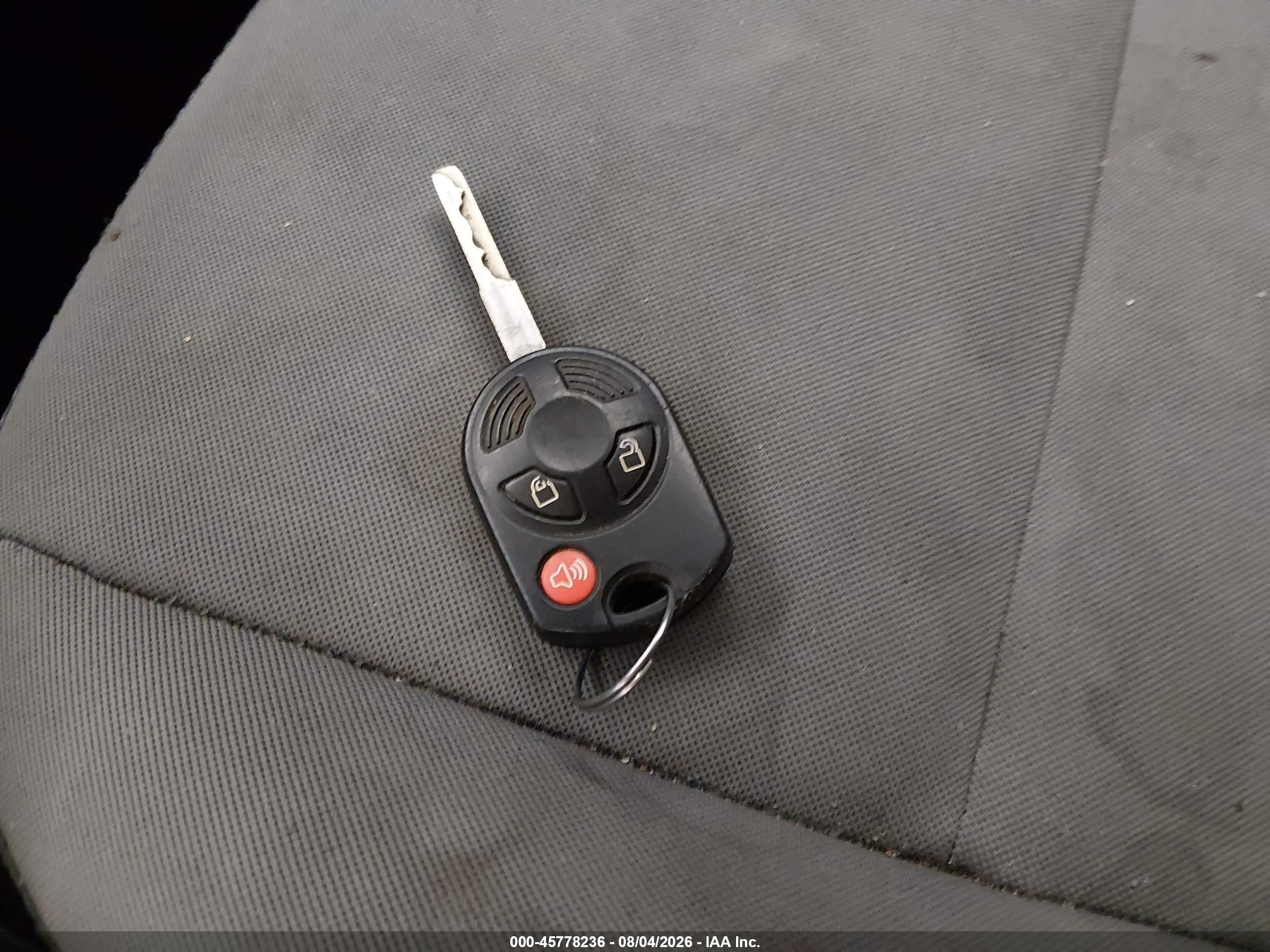2014 Ford Escape Se Белый vin: 1FMCU0GX8EUD87574