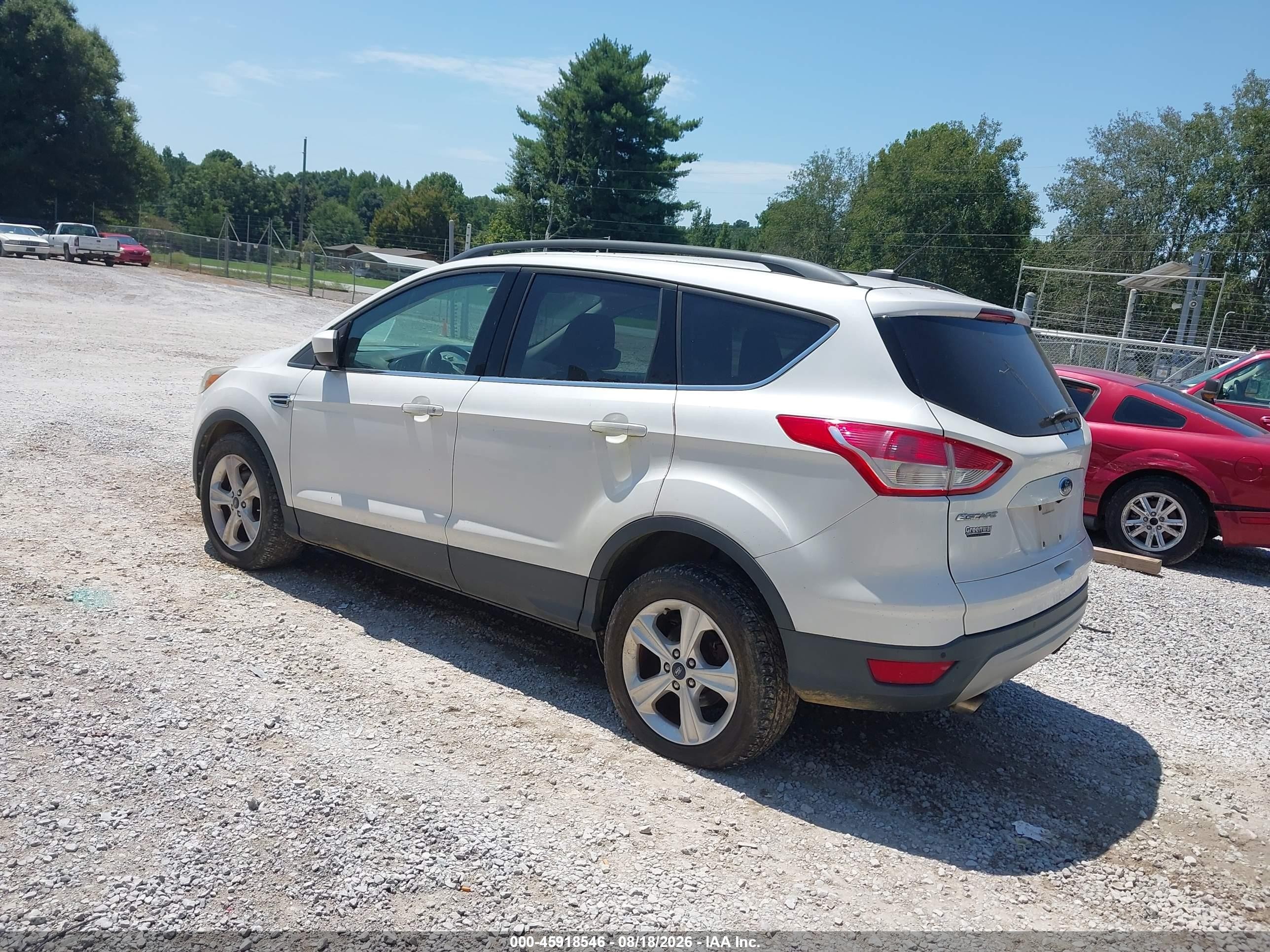 2014 Ford Escape Se Белый vin: 1FMCU0GX8EUE50205
