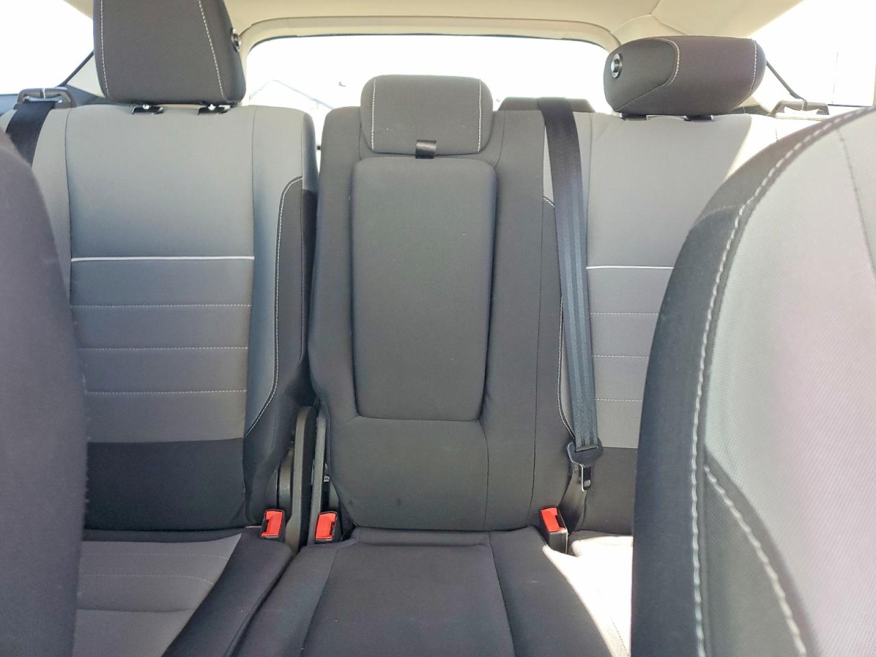 2015 Ford Escape Se White vin: 1FMCU0GX8FUA68273