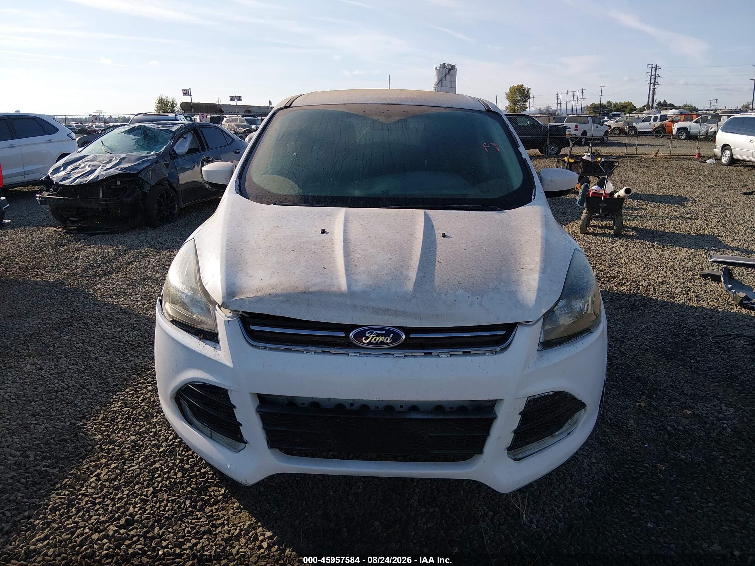 2015 Ford Escape Se White vin: 1FMCU0GX8FUB42842