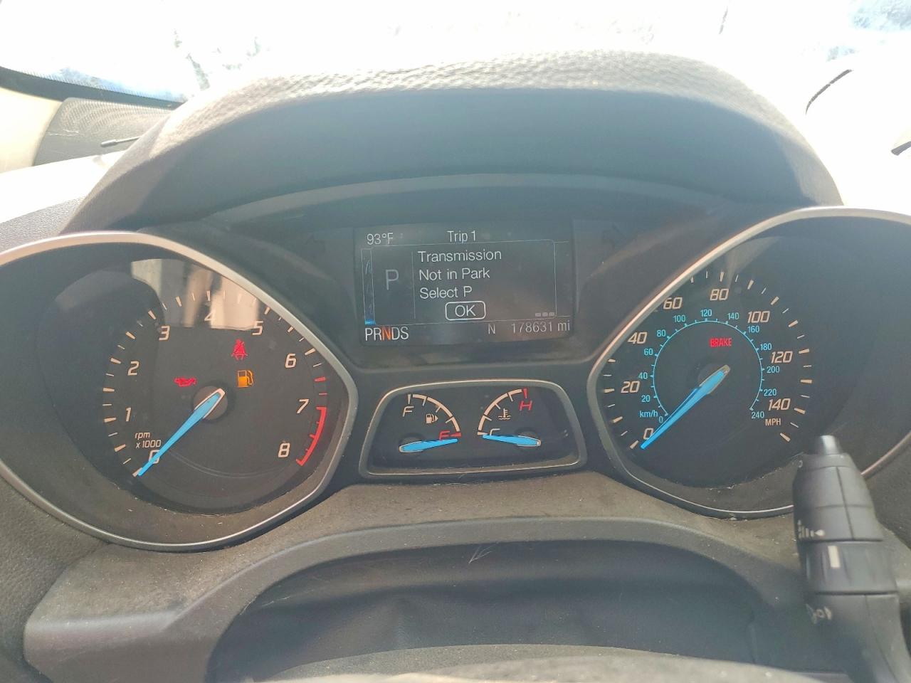 2015 Ford Escape Se White vin: 1FMCU0GX8FUC81787