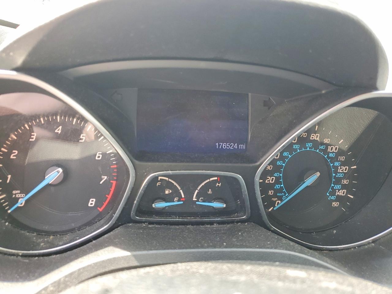 2013 Ford Escape Серебряный vin: 1FMCU0GX9DUB78472