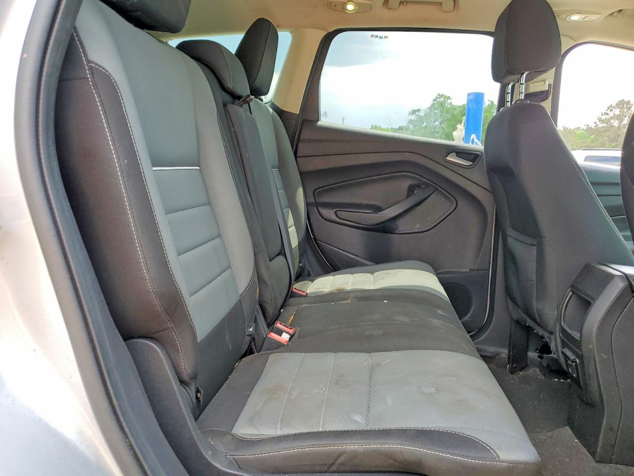 2013 Ford Escape Серебряный vin: 1FMCU0GX9DUB78472