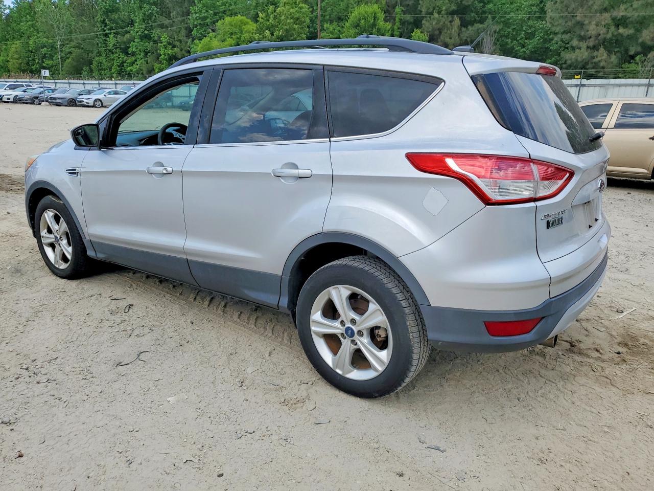 2013 Ford Escape Серебряный vin: 1FMCU0GX9DUB78472