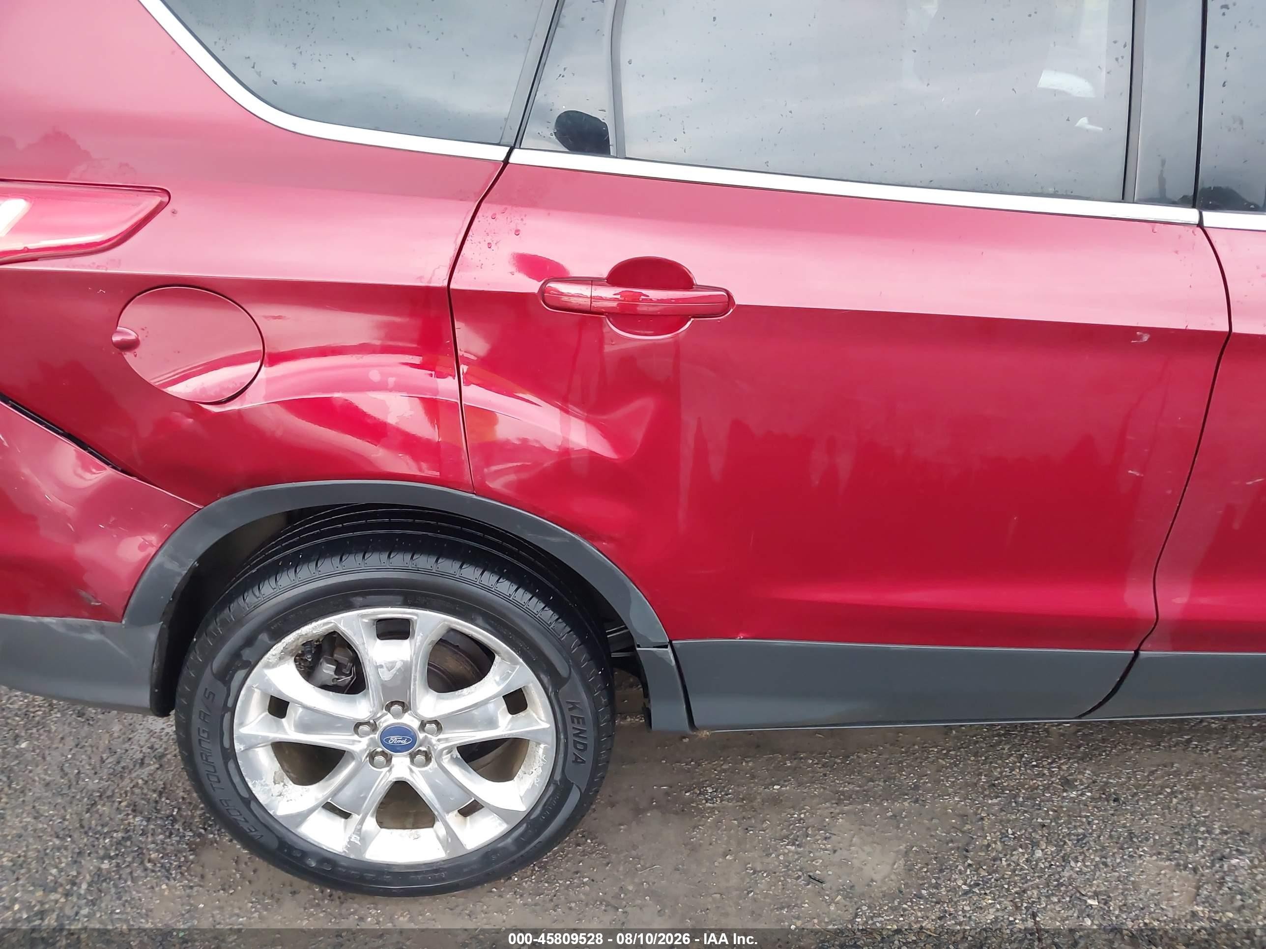 2013 Ford Escape Se Красный vin: 1FMCU0GX9DUB94218