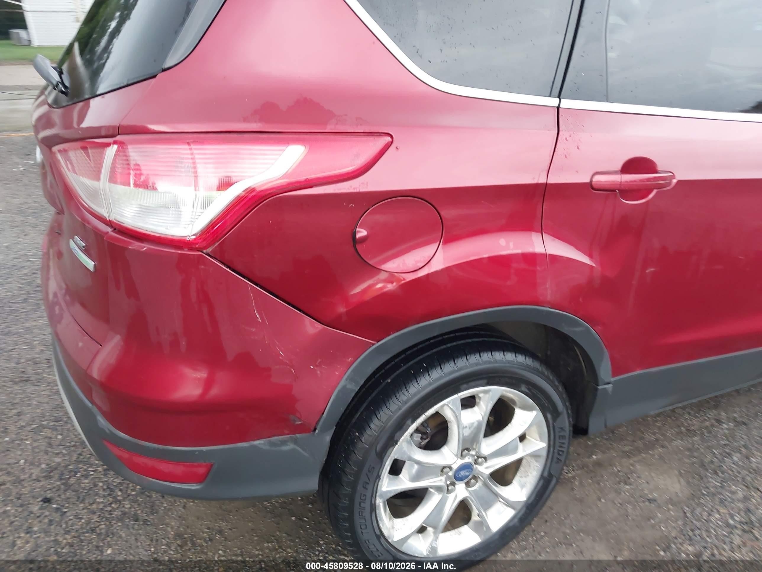 2013 Ford Escape Se Красный vin: 1FMCU0GX9DUB94218