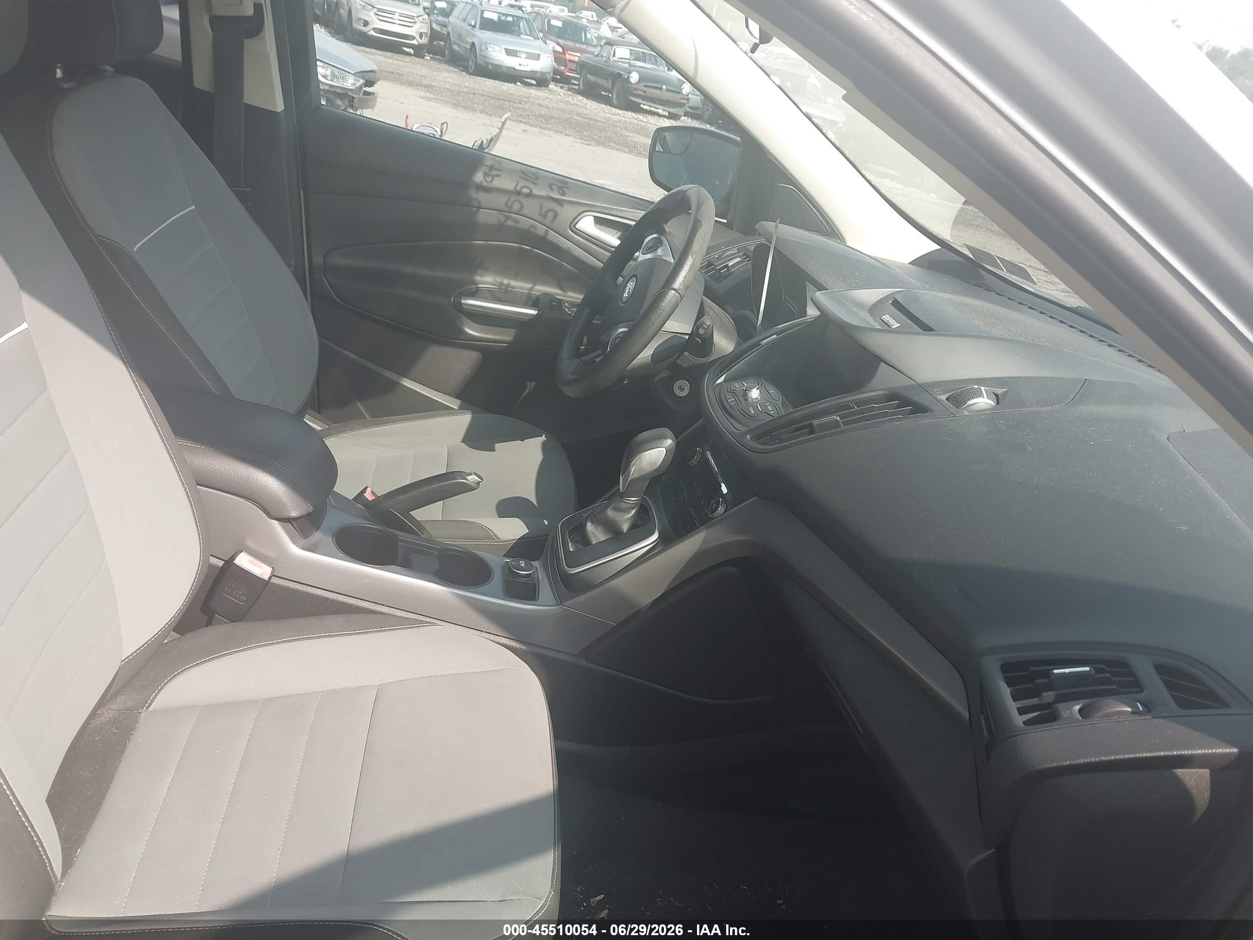 2013 Ford Escape Se Серебряный vin: 1FMCU0GX9DUC51260