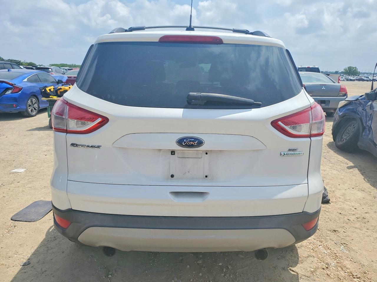 2013 Ford Escape Se White vin: 1FMCU0GX9DUC54210