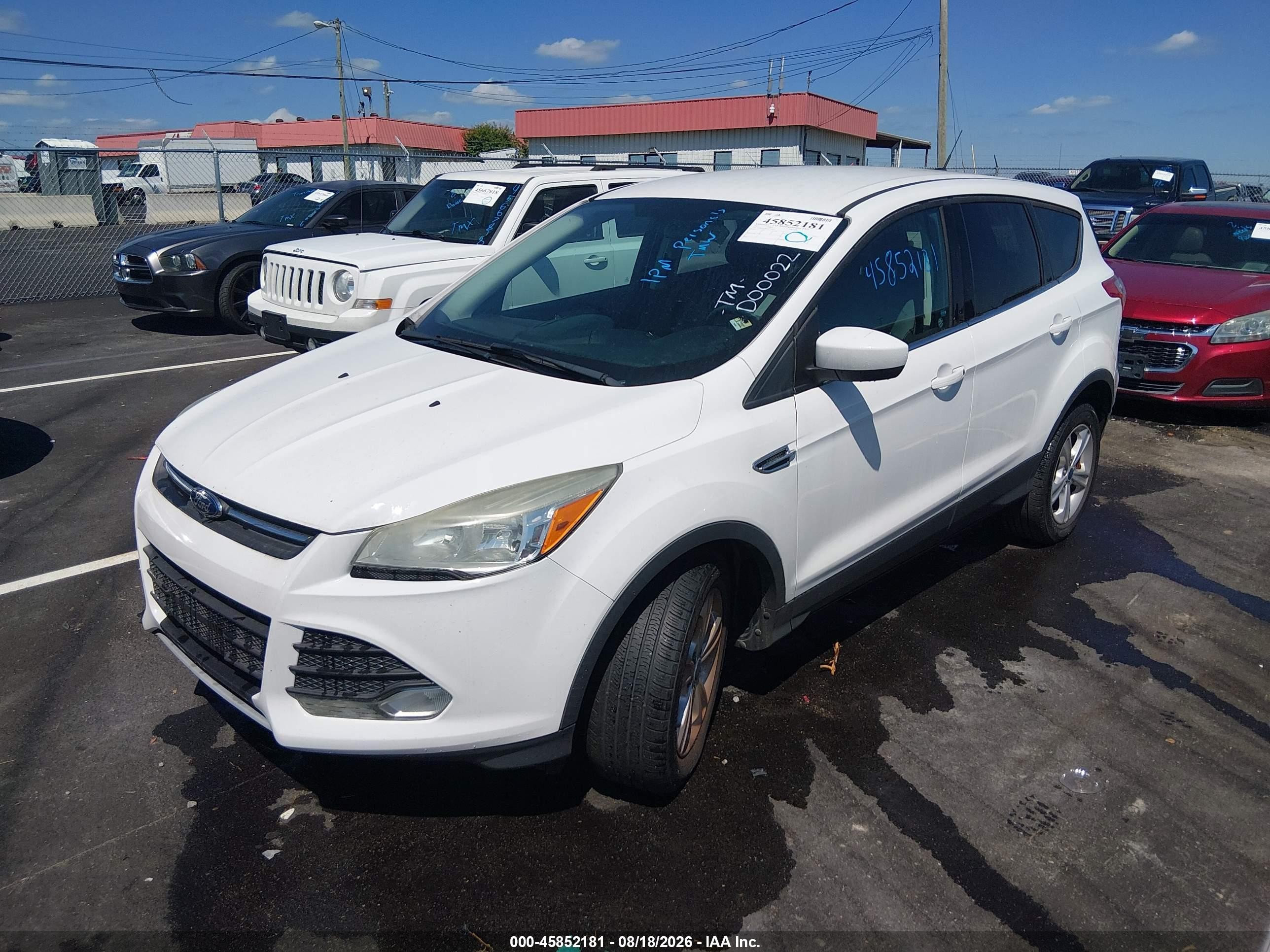 2013 Ford Escape Se Белый vin: 1FMCU0GX9DUD00022