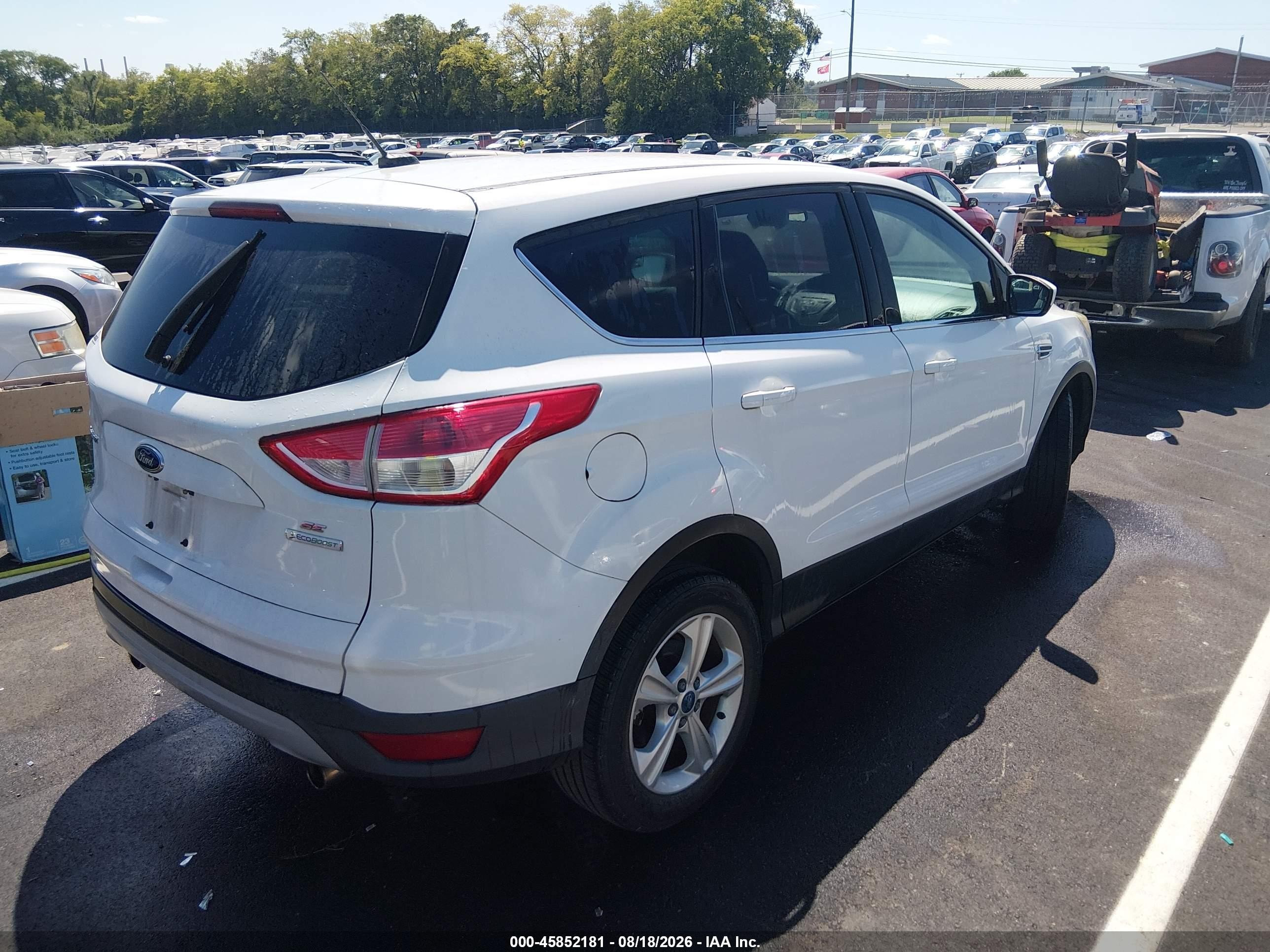 2013 Ford Escape Se Белый vin: 1FMCU0GX9DUD00022