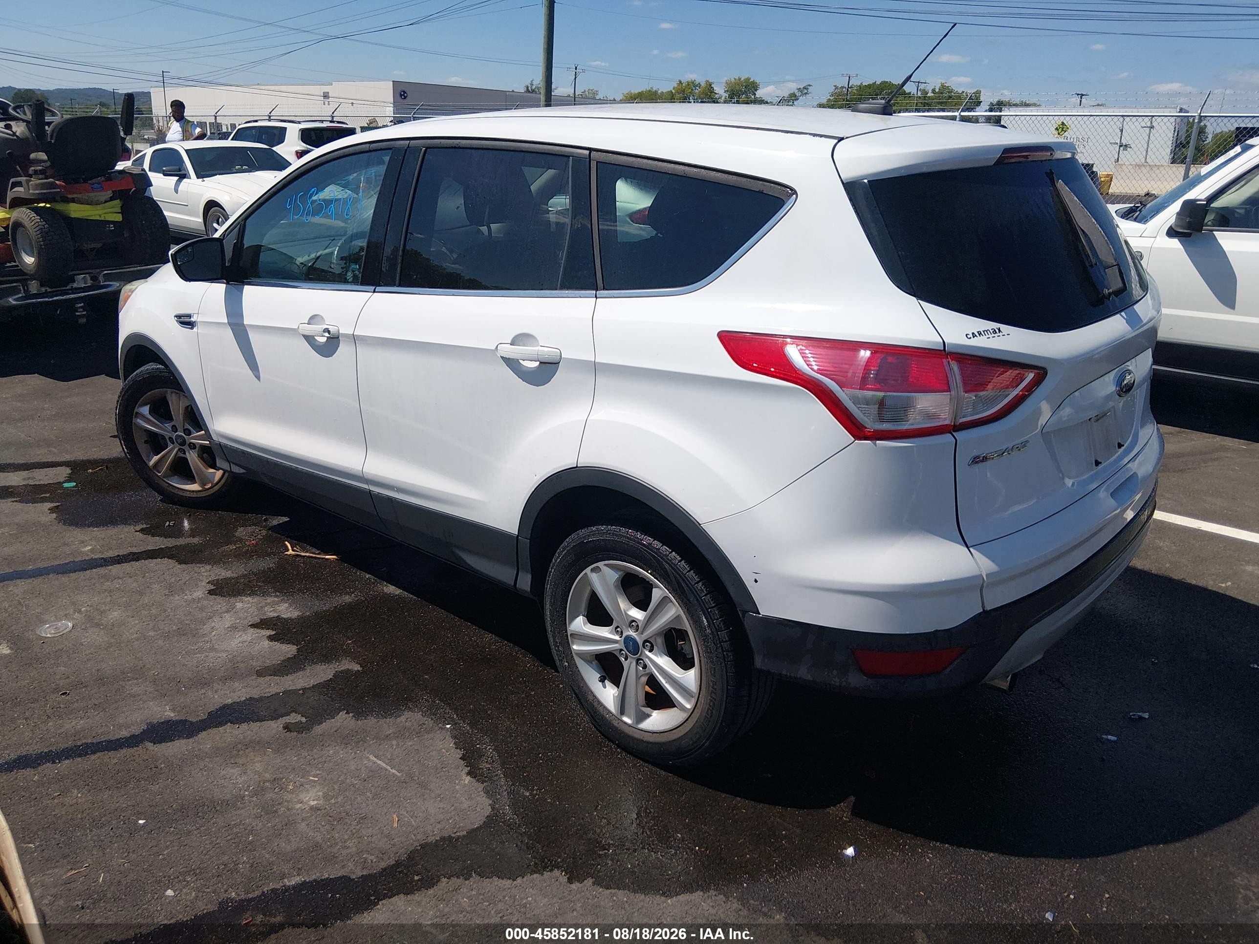 2013 Ford Escape Se Белый vin: 1FMCU0GX9DUD00022
