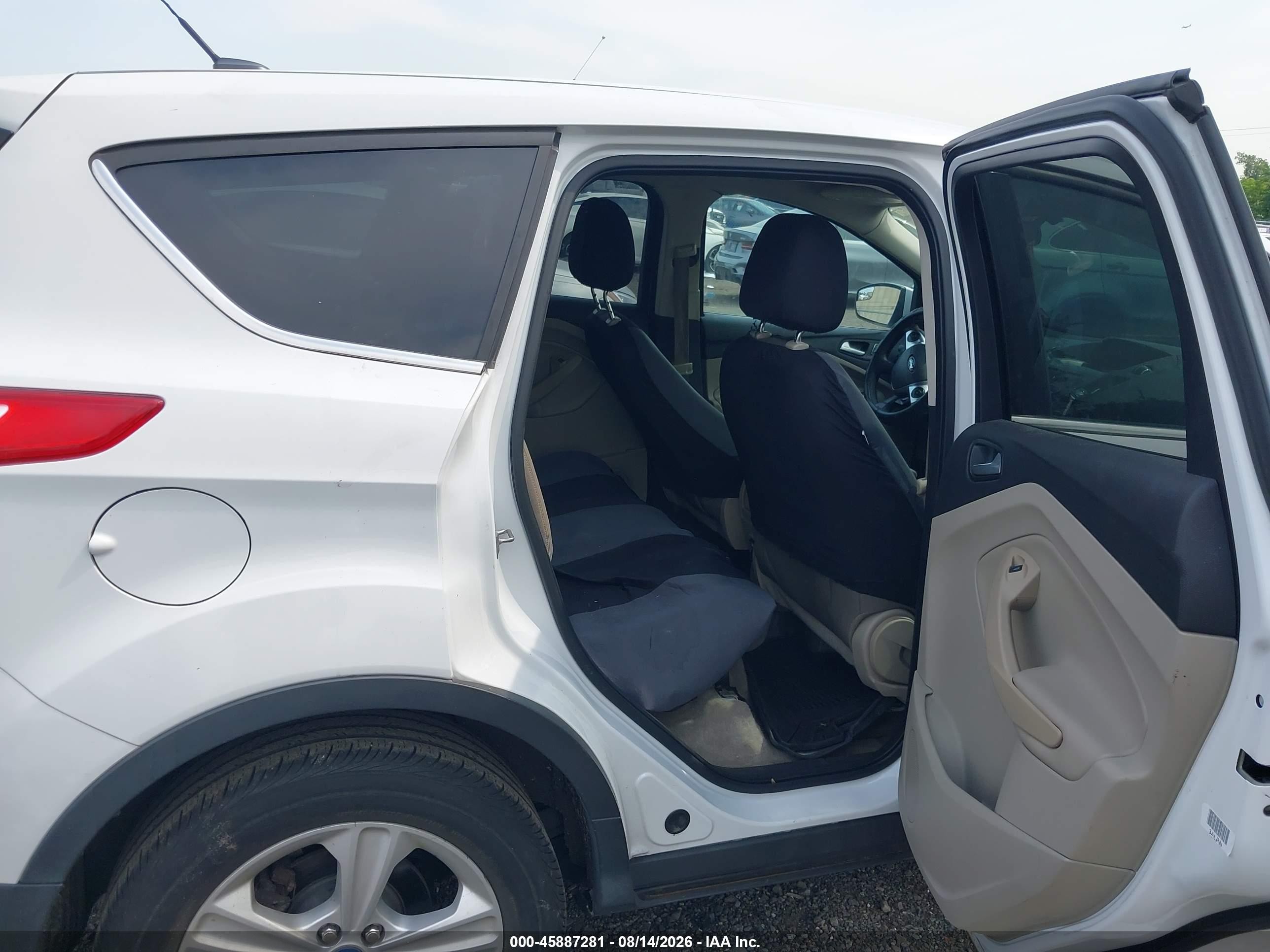 2013 Ford Escape Se White vin: 1FMCU0GX9DUD03647