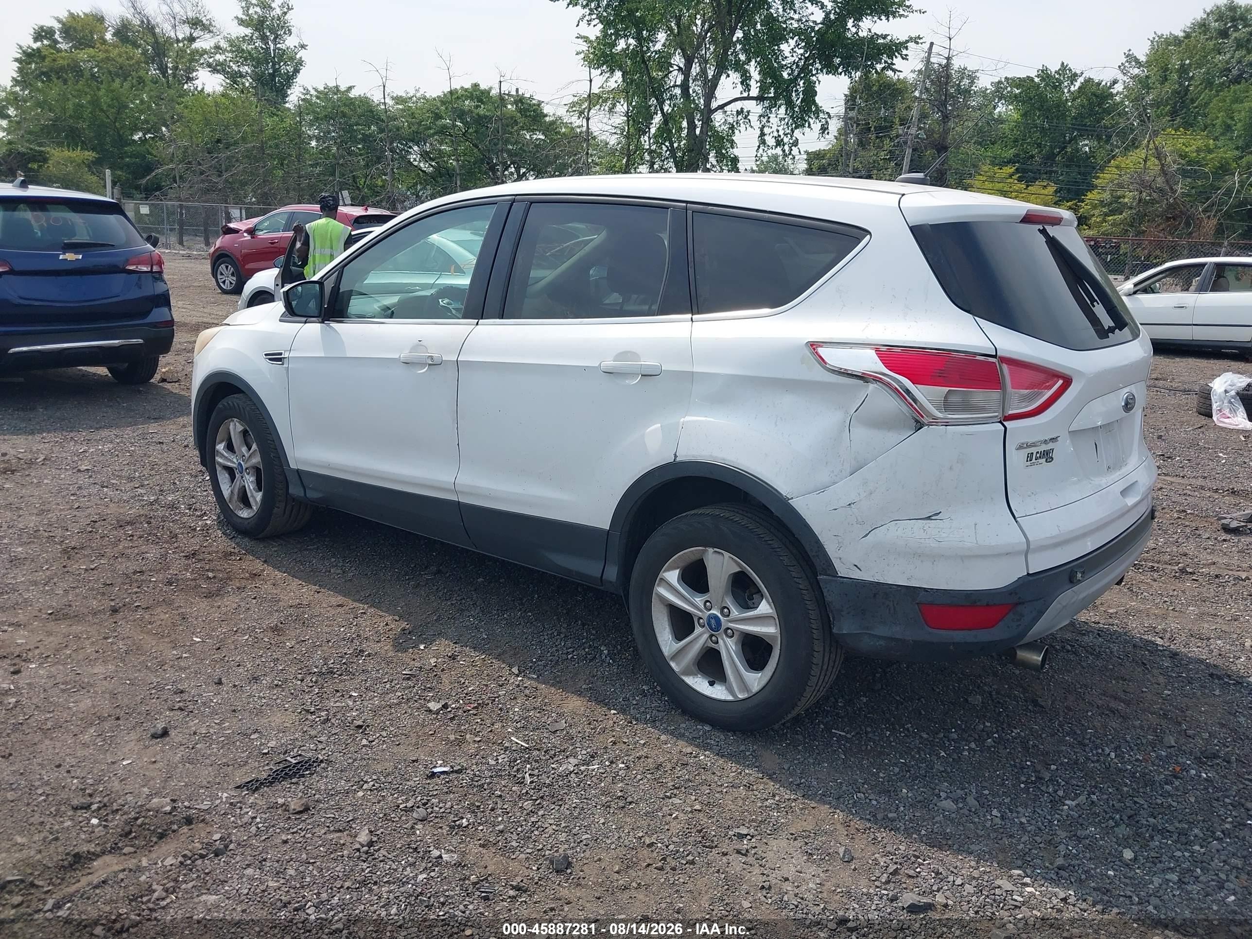 2013 Ford Escape Se White vin: 1FMCU0GX9DUD03647