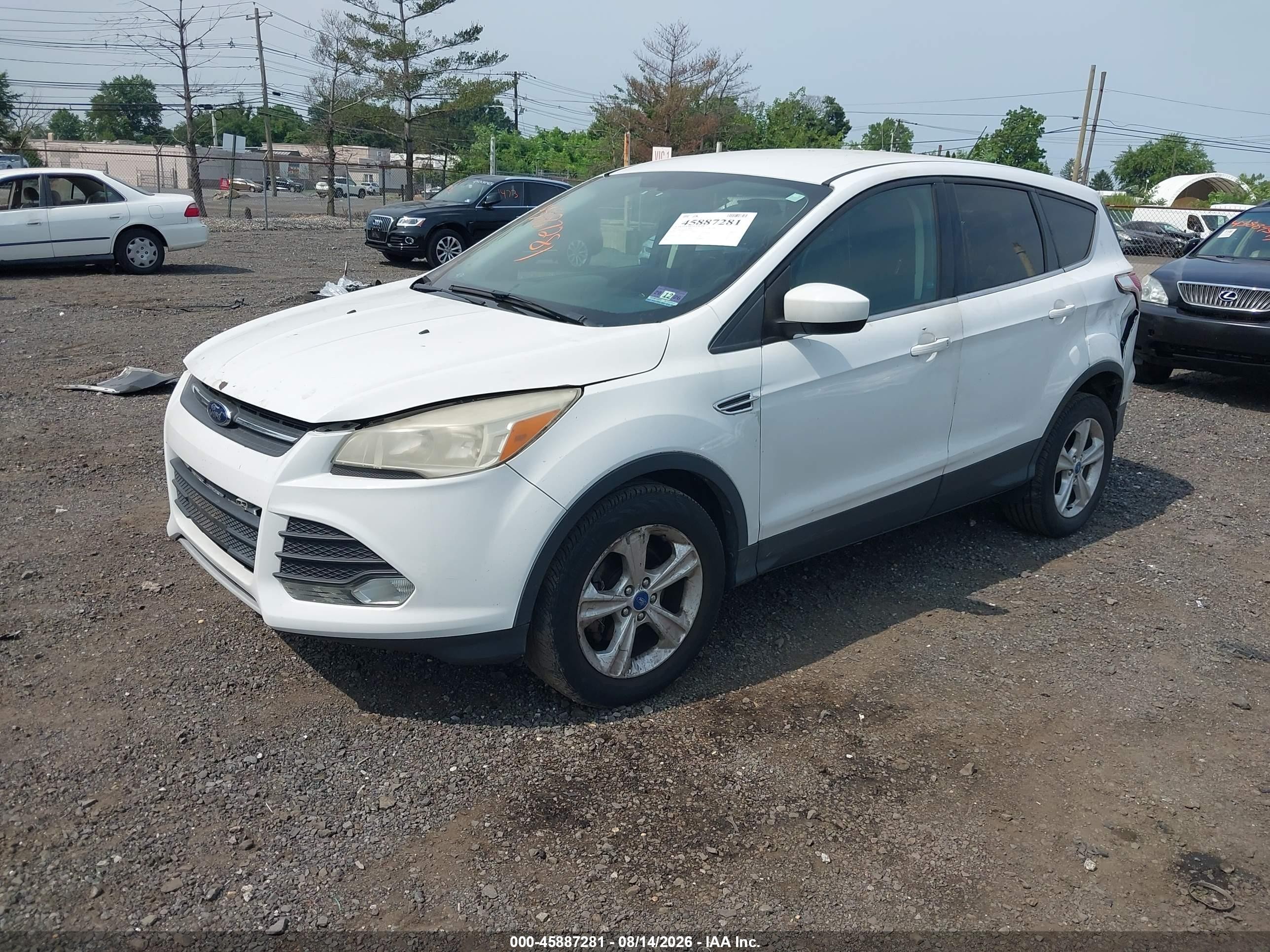 2013 Ford Escape Se White vin: 1FMCU0GX9DUD03647