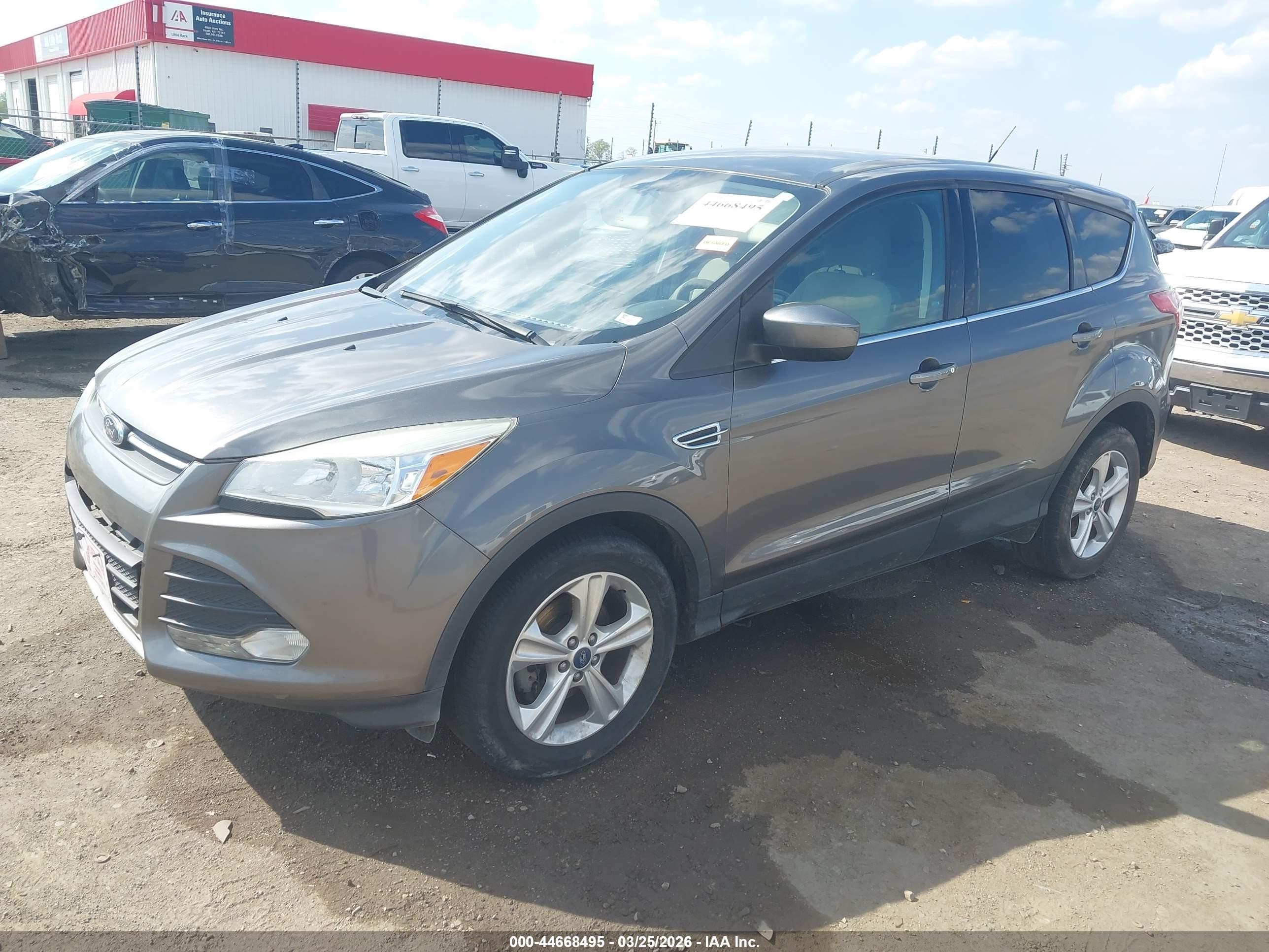 2013 Ford Escape Se Gray vin: 1FMCU0GX9DUD10100