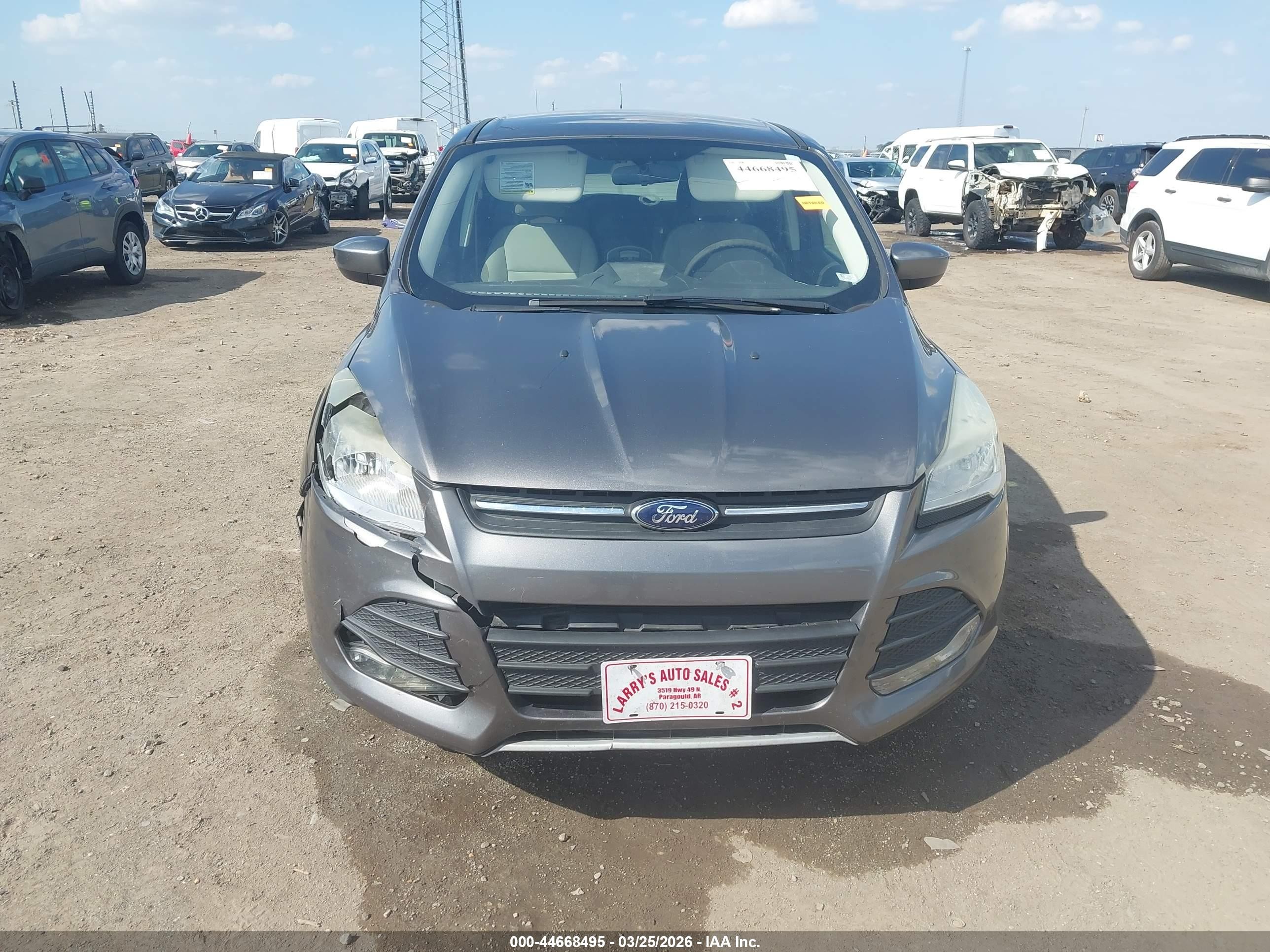 2013 Ford Escape Se Gray vin: 1FMCU0GX9DUD10100
