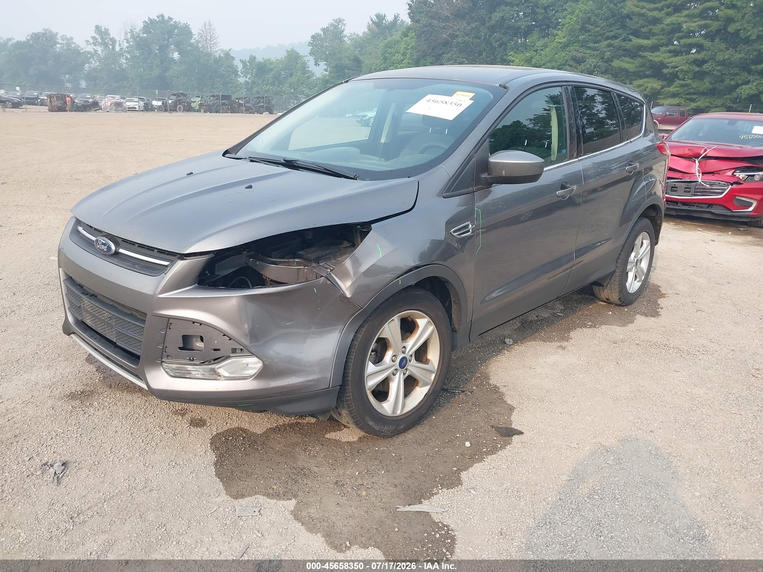 2013 Ford Escape Se Серебряный vin: 1FMCU0GX9DUD66103