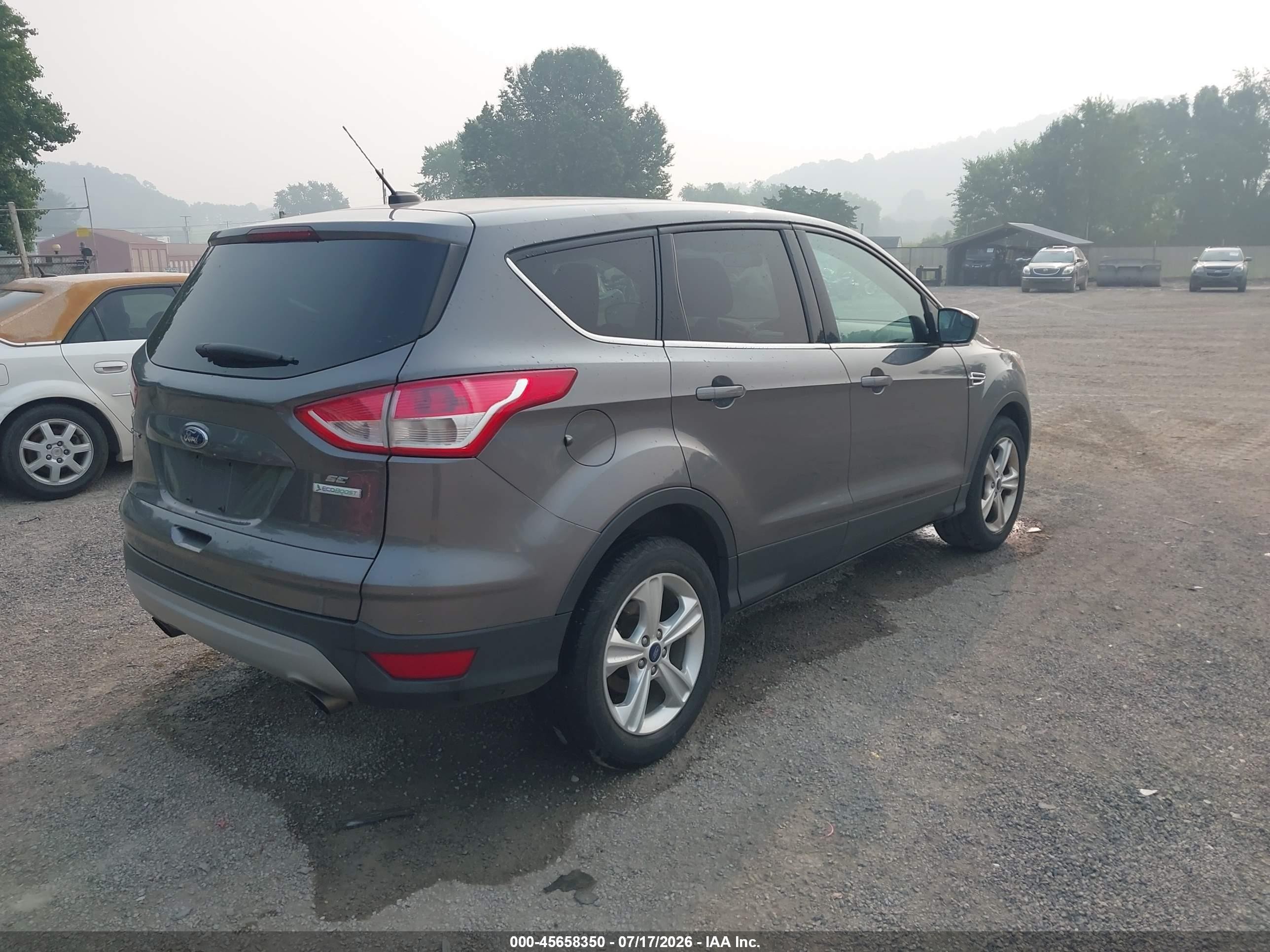 2013 Ford Escape Se Серебряный vin: 1FMCU0GX9DUD66103