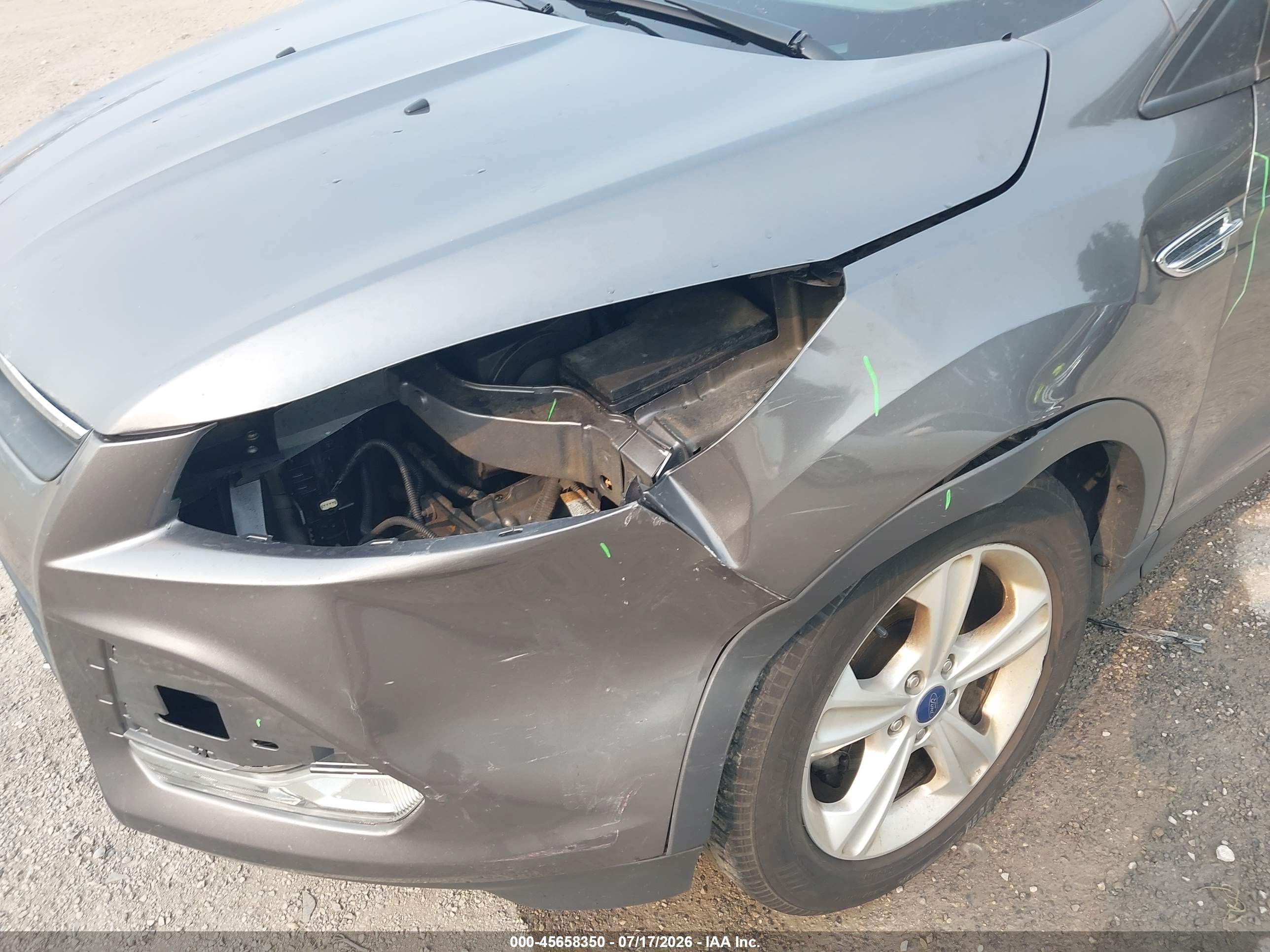 2013 Ford Escape Se Серебряный vin: 1FMCU0GX9DUD66103