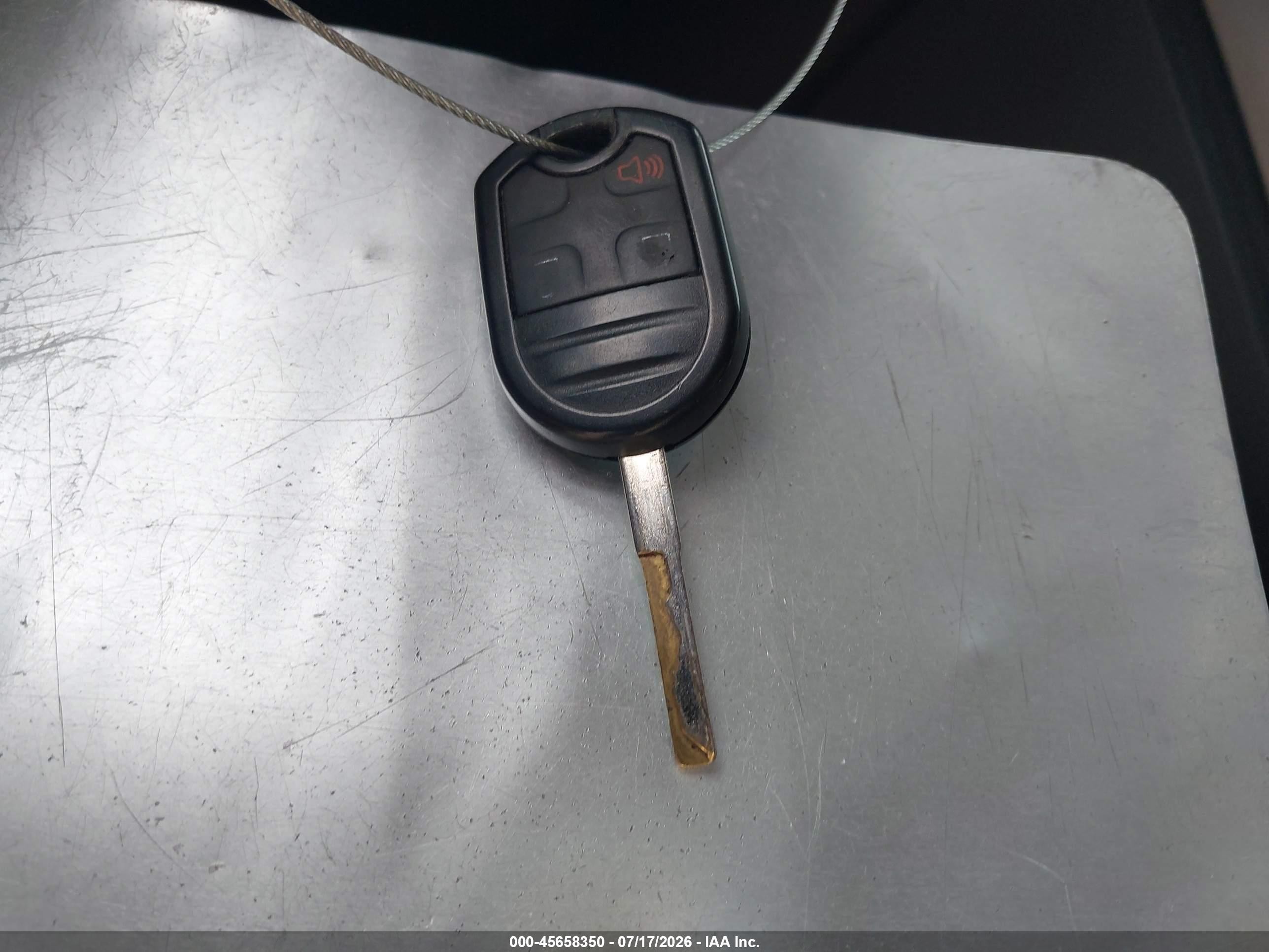 2013 Ford Escape Se Серебряный vin: 1FMCU0GX9DUD66103