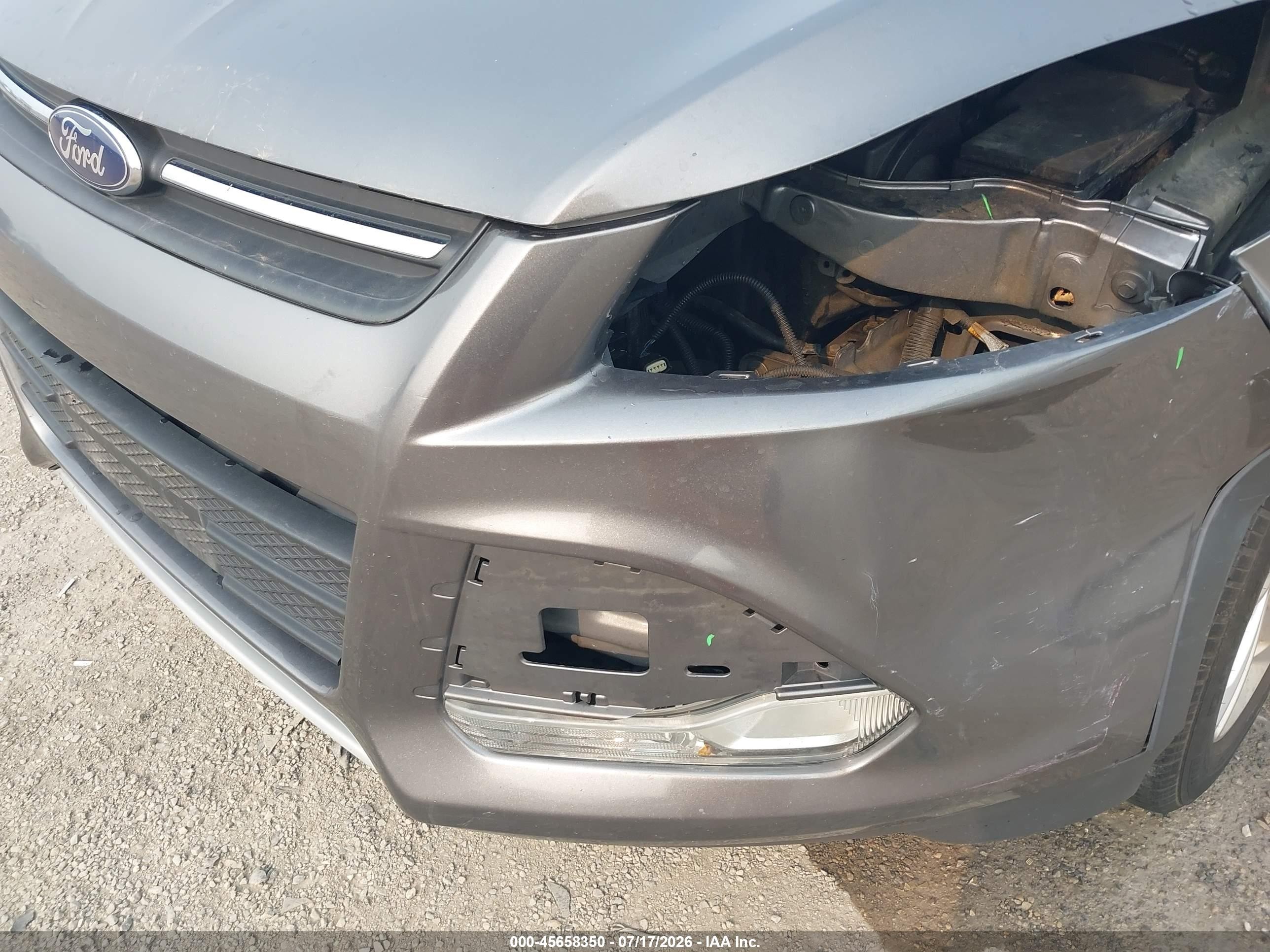 2013 Ford Escape Se Серебряный vin: 1FMCU0GX9DUD66103