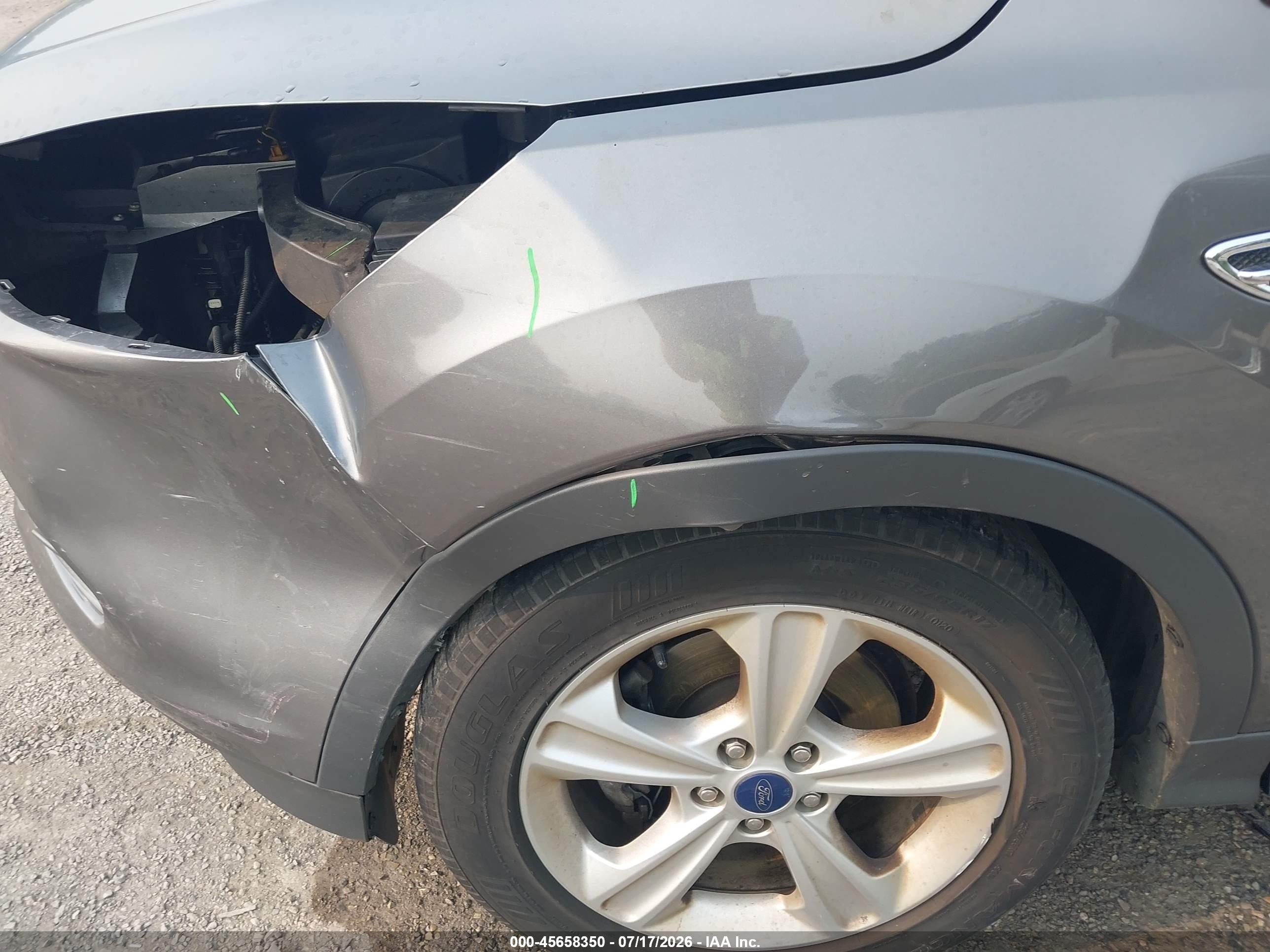2013 Ford Escape Se Серебряный vin: 1FMCU0GX9DUD66103
