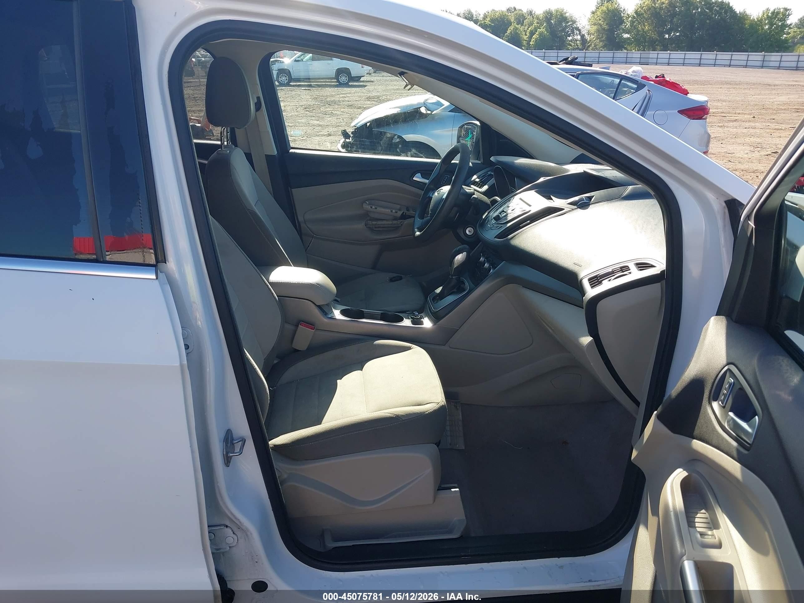 2014 Ford Escape Se White vin: 1FMCU0GX9EUA37726