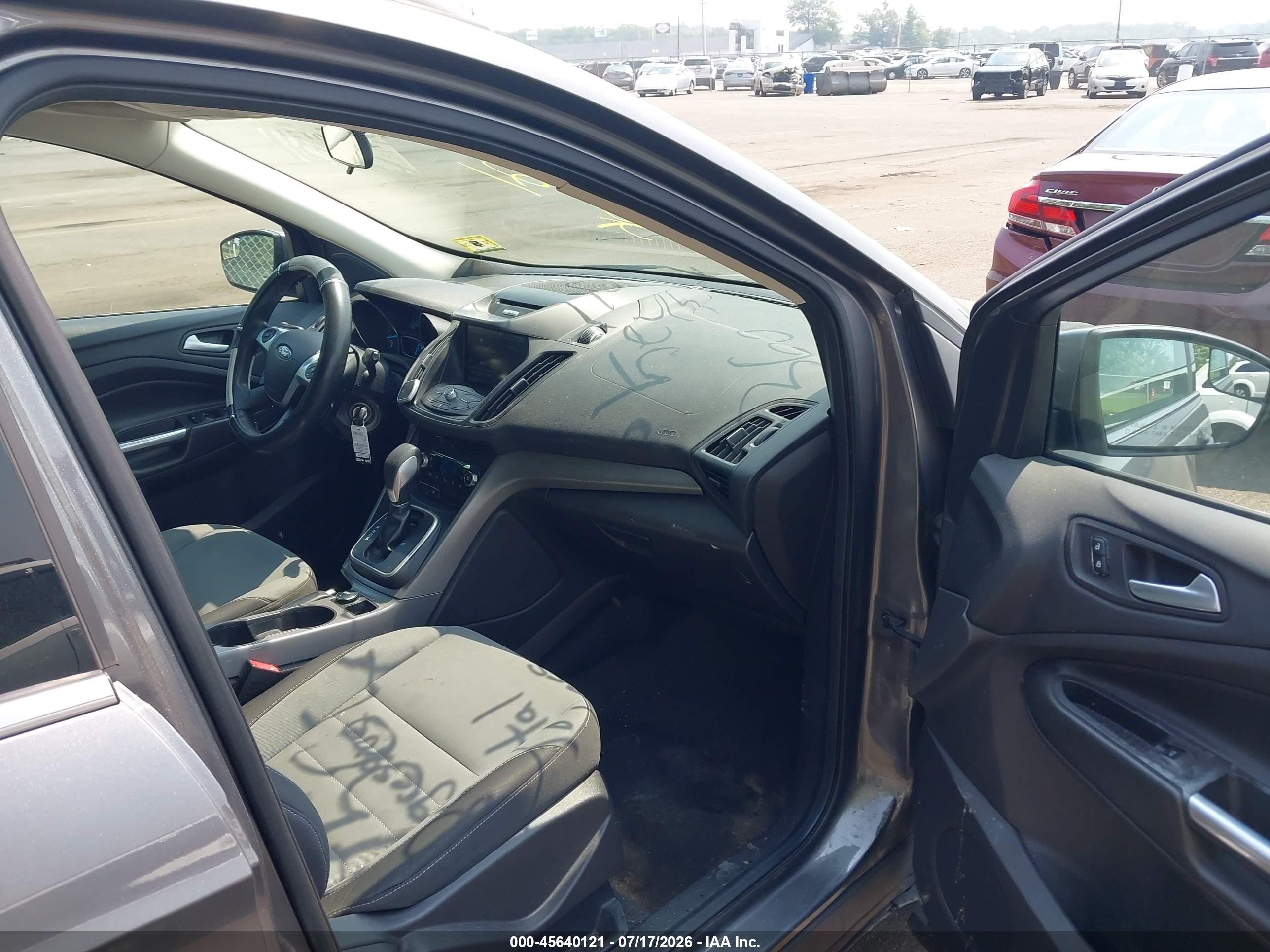 2014 Ford Escape Se Gray vin: 1FMCU0GX9EUA42554