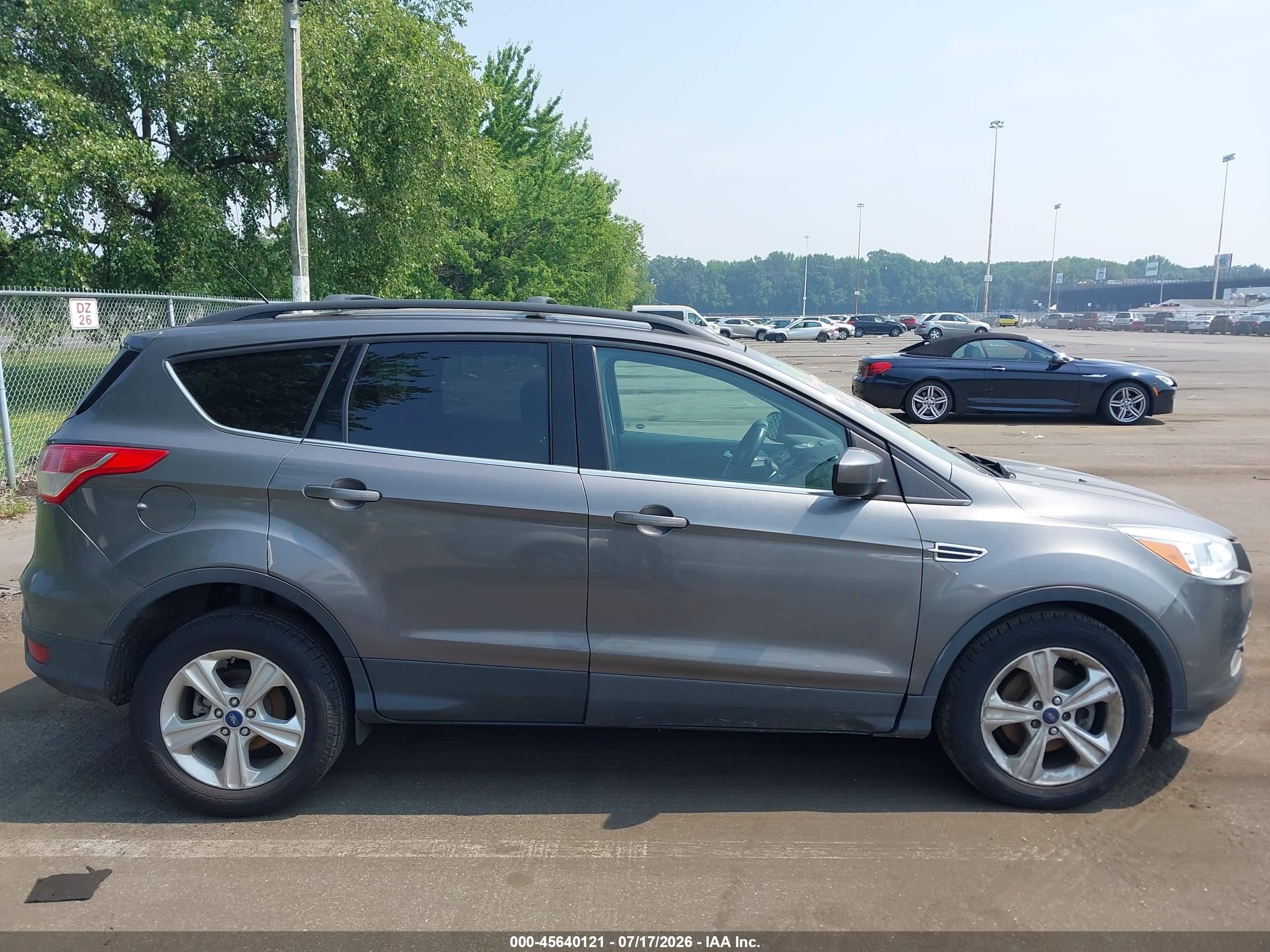 2014 Ford Escape Se Gray vin: 1FMCU0GX9EUA42554