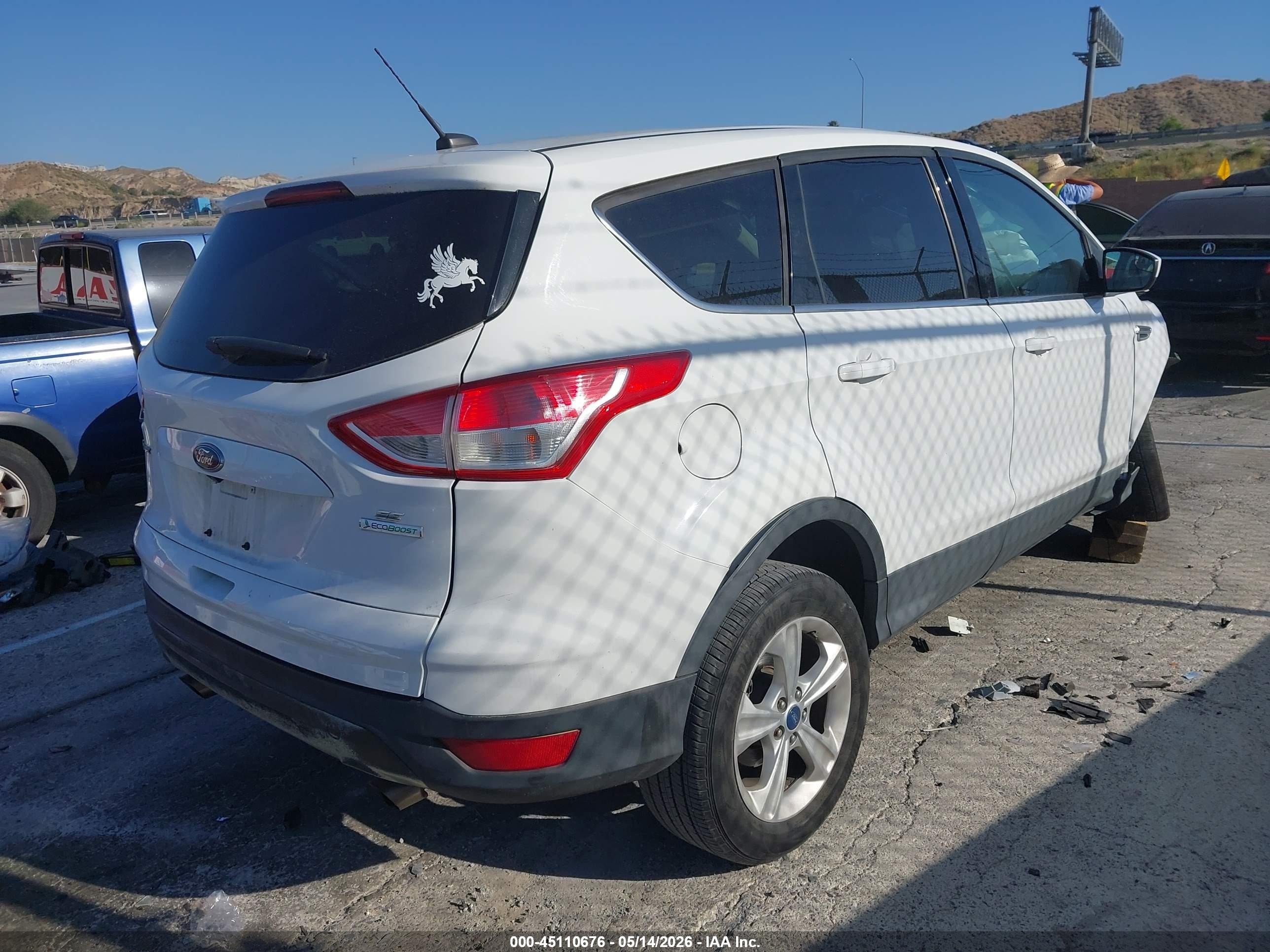 2014 Ford Escape Se White vin: 1FMCU0GX9EUA45776