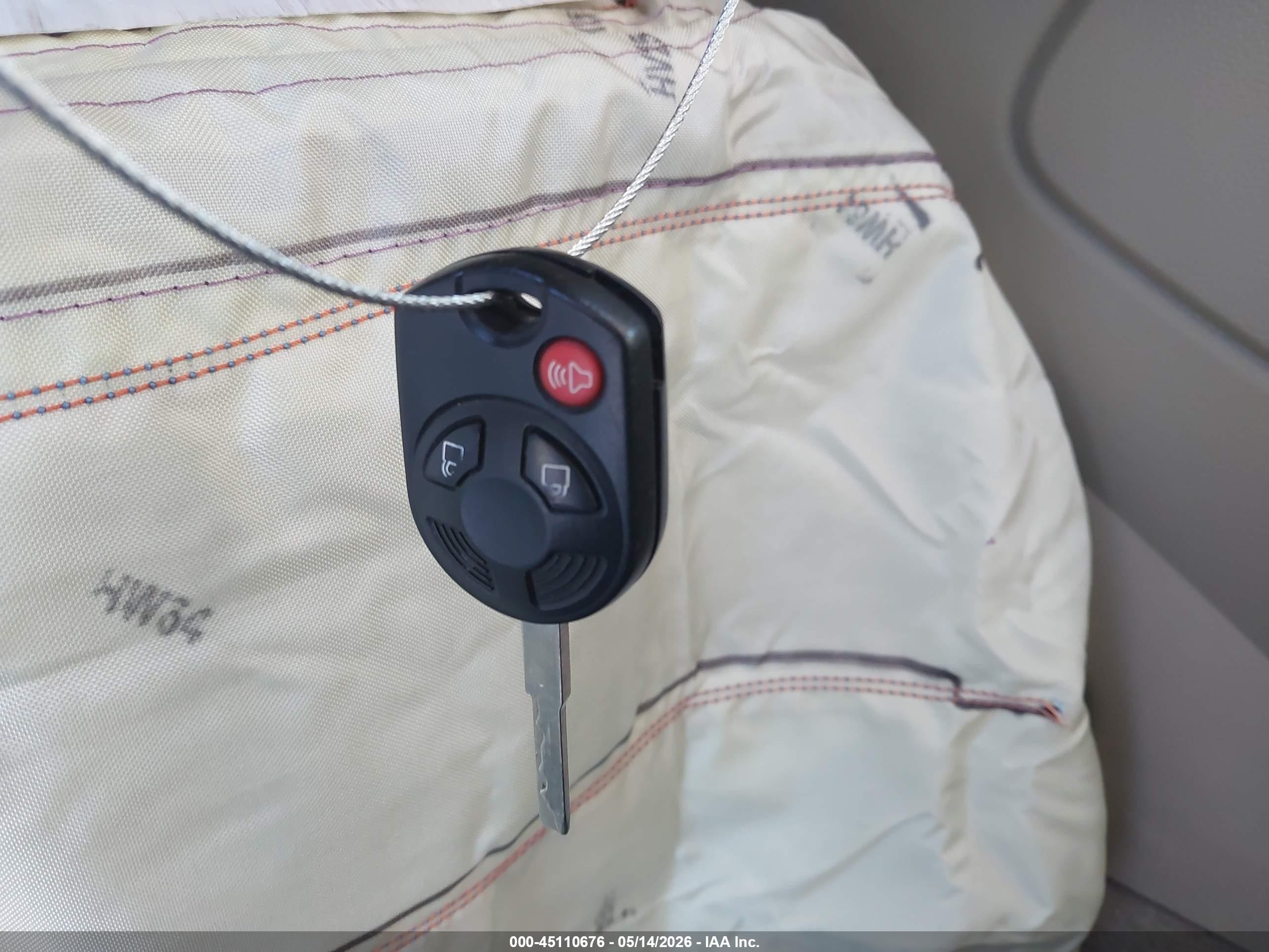 2014 Ford Escape Se White vin: 1FMCU0GX9EUA45776