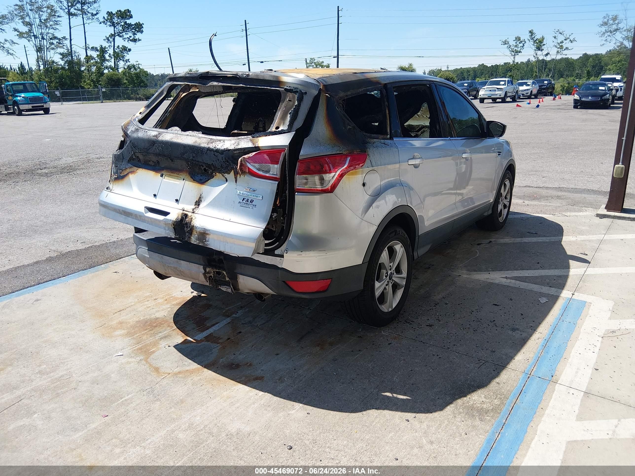 2014 Ford Escape Se Серебряный vin: 1FMCU0GX9EUB69451