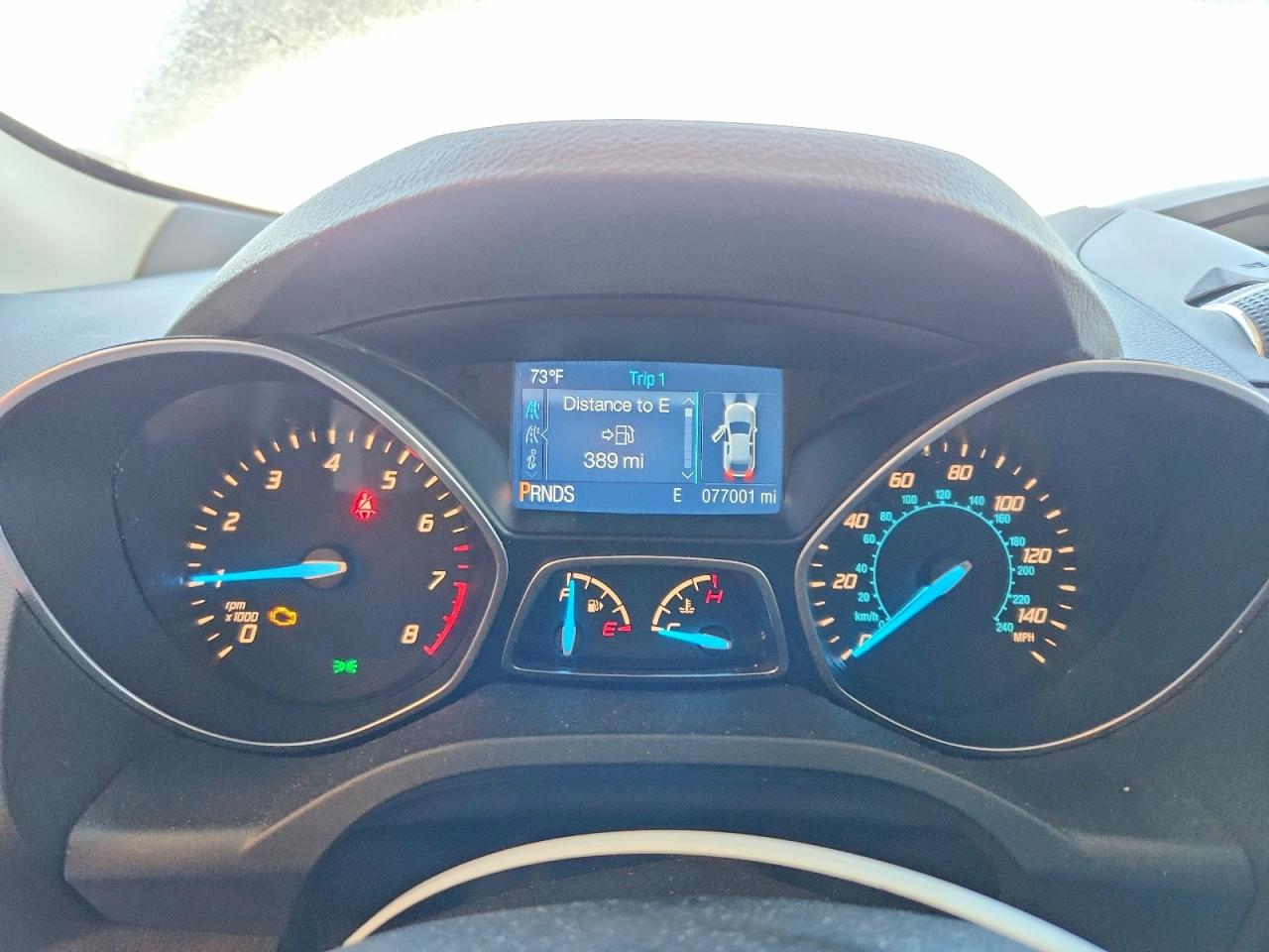 2014 Ford Escape White vin: 1FMCU0GX9EUC38896