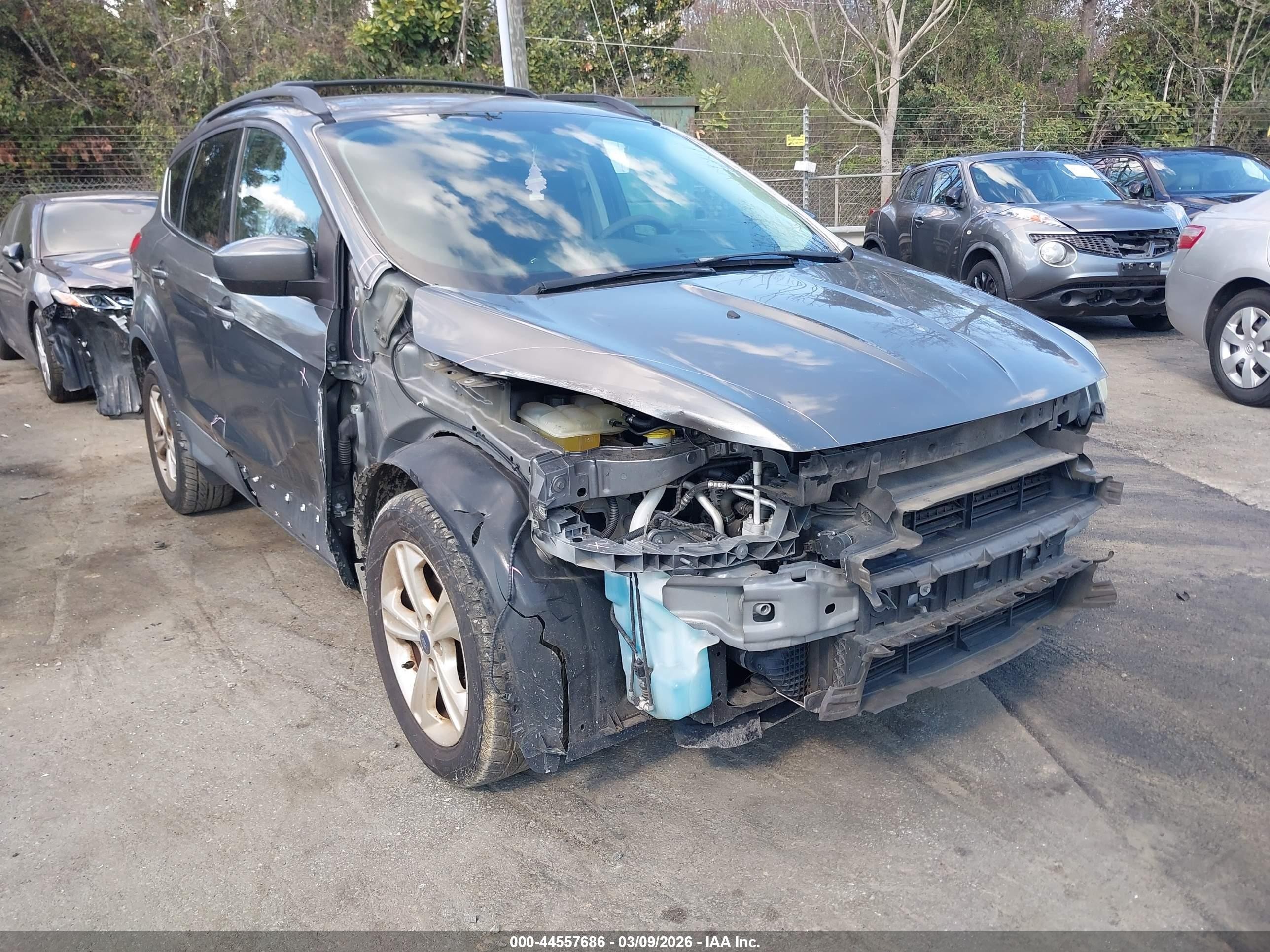 2014 Ford Escape Se Gray vin: 1FMCU0GX9EUC89671