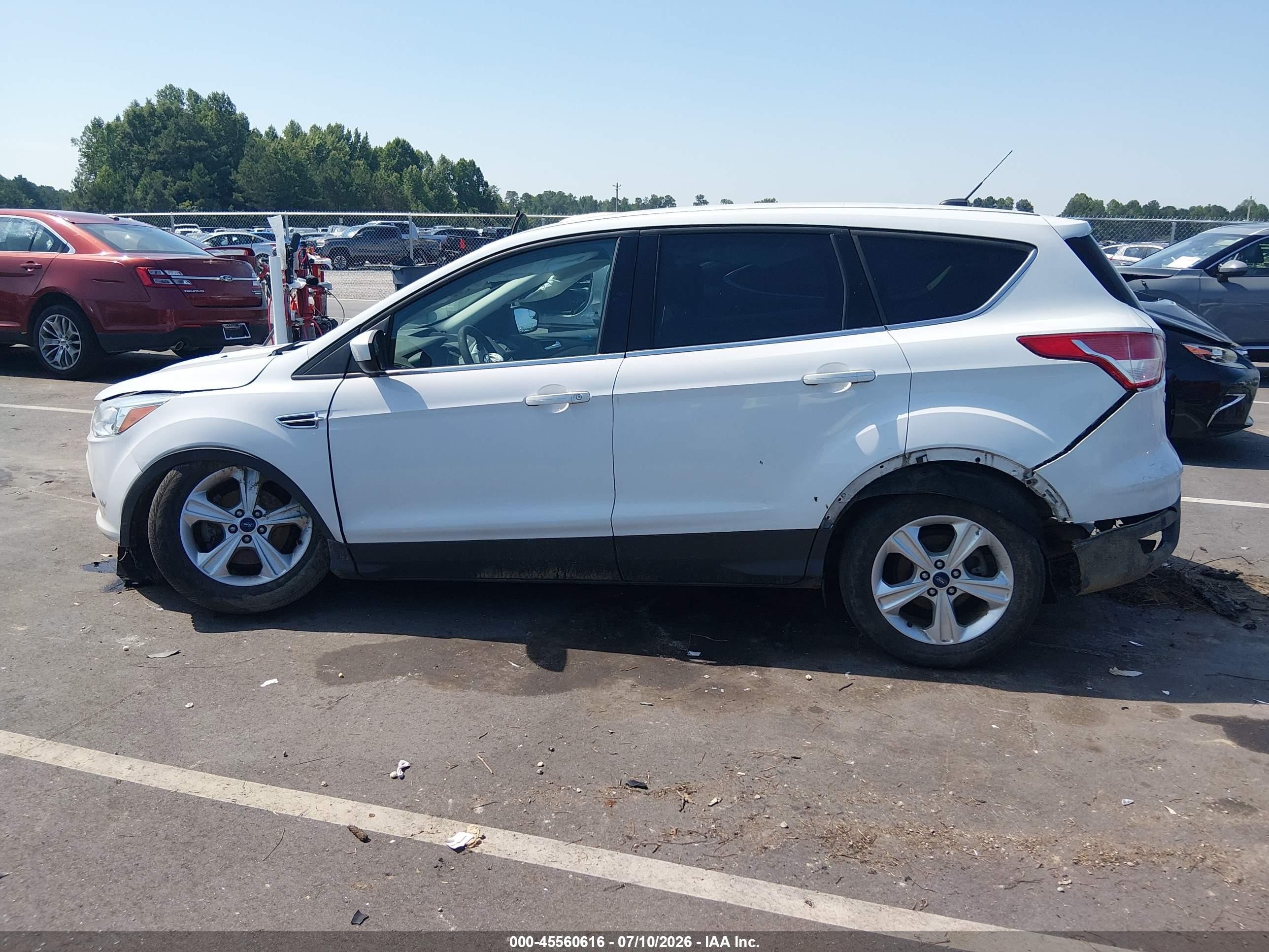 2014 Ford Escape Se White vin: 1FMCU0GX9EUD10065