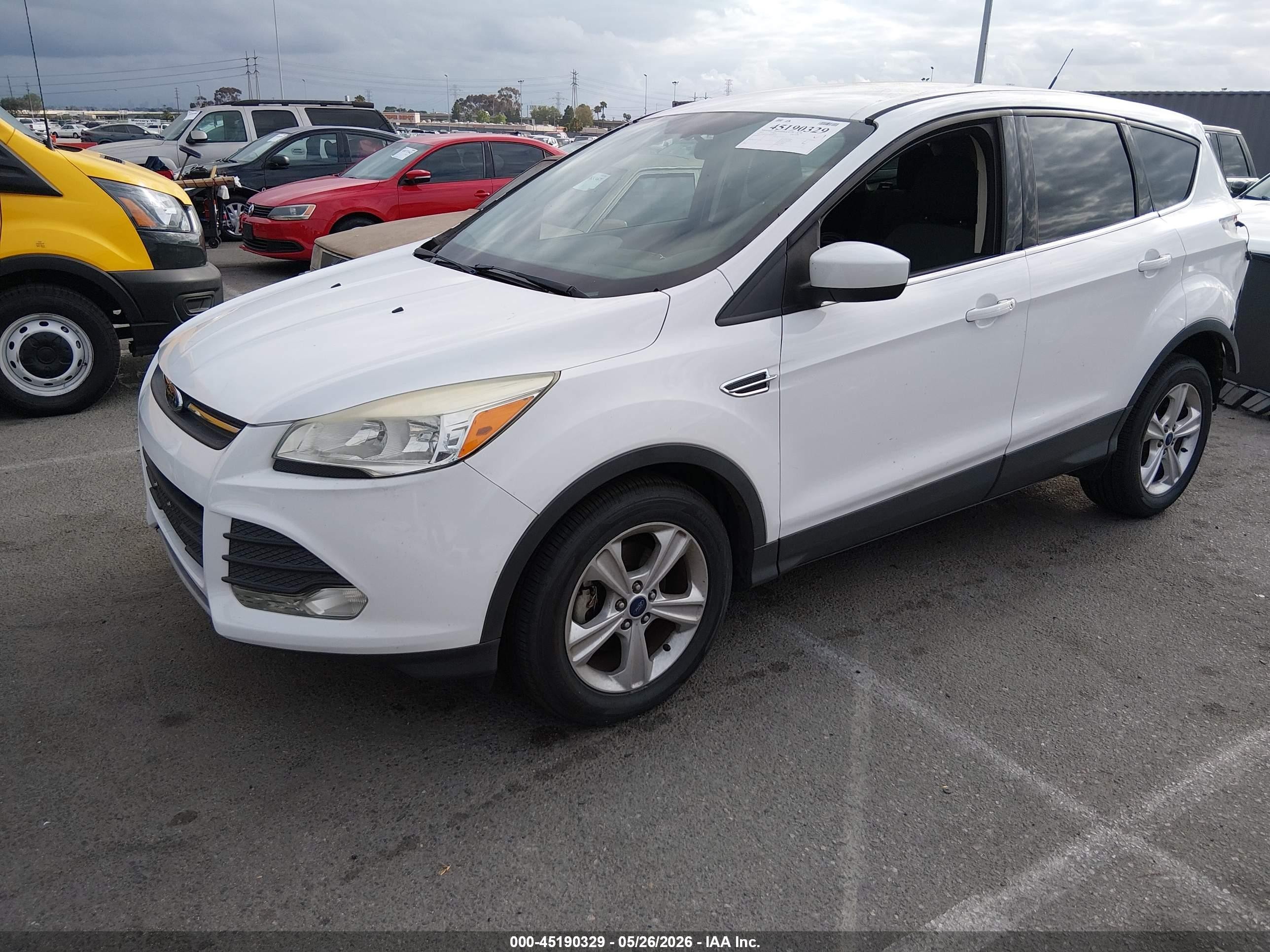 2014 Ford Escape Se White vin: 1FMCU0GX9EUD80990