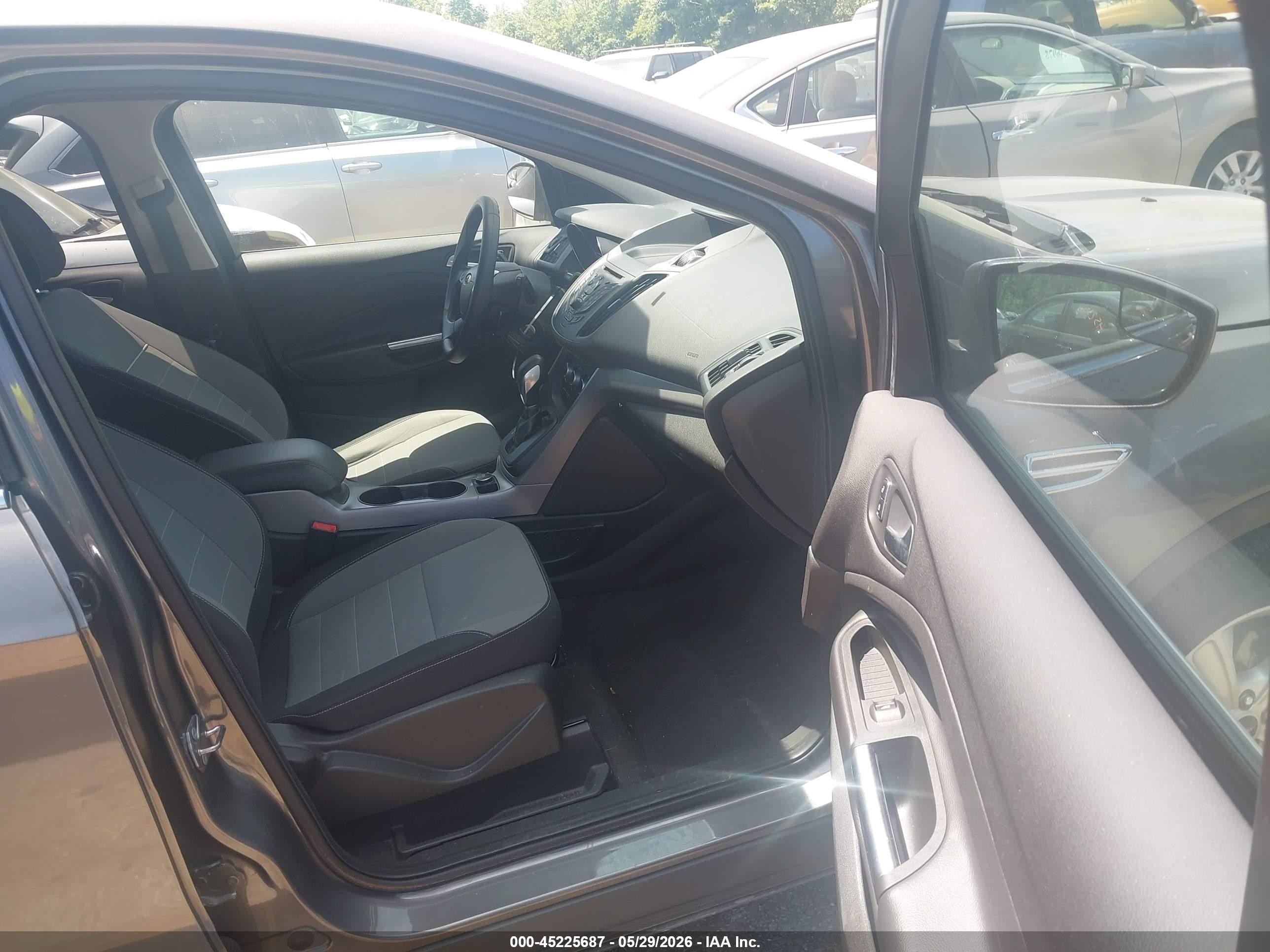 2014 Ford Escape Se Gray vin: 1FMCU0GX9EUD85879
