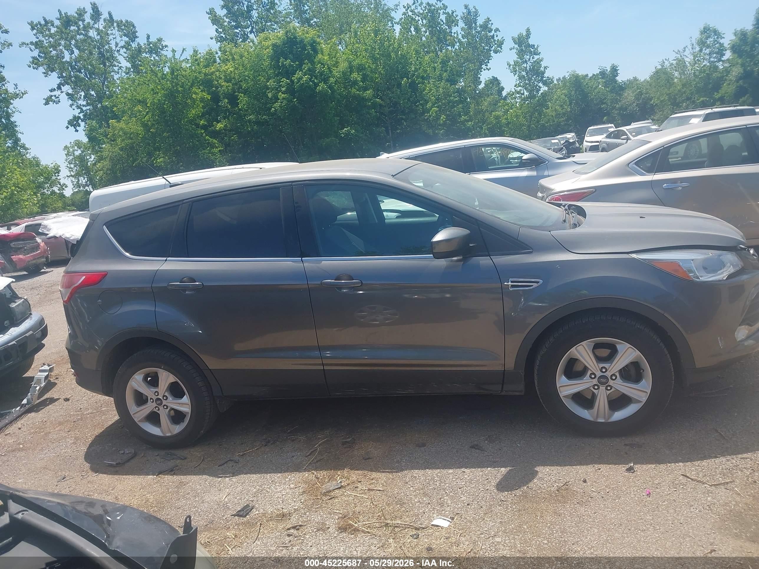 2014 Ford Escape Se Gray vin: 1FMCU0GX9EUD85879