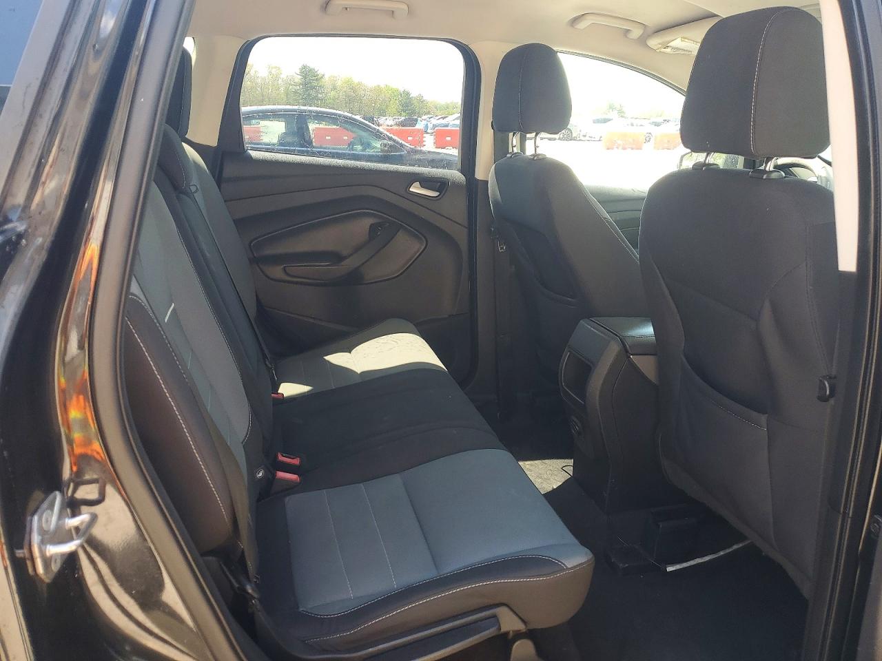 2015 Ford Escape Se Черный vin: 1FMCU0GX9FUA02766