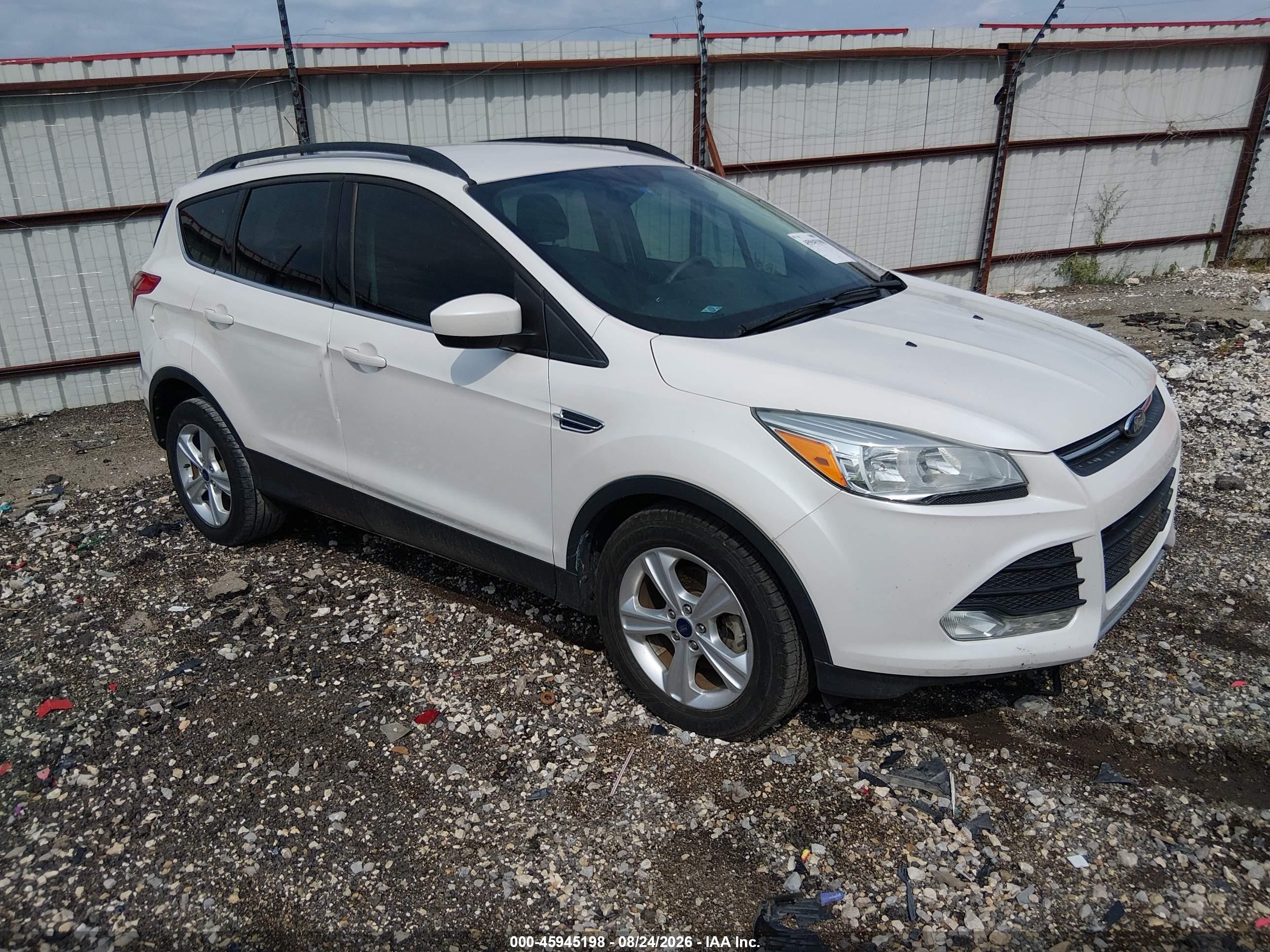 2015 Ford Escape Se White vin: 1FMCU0GX9FUA07417