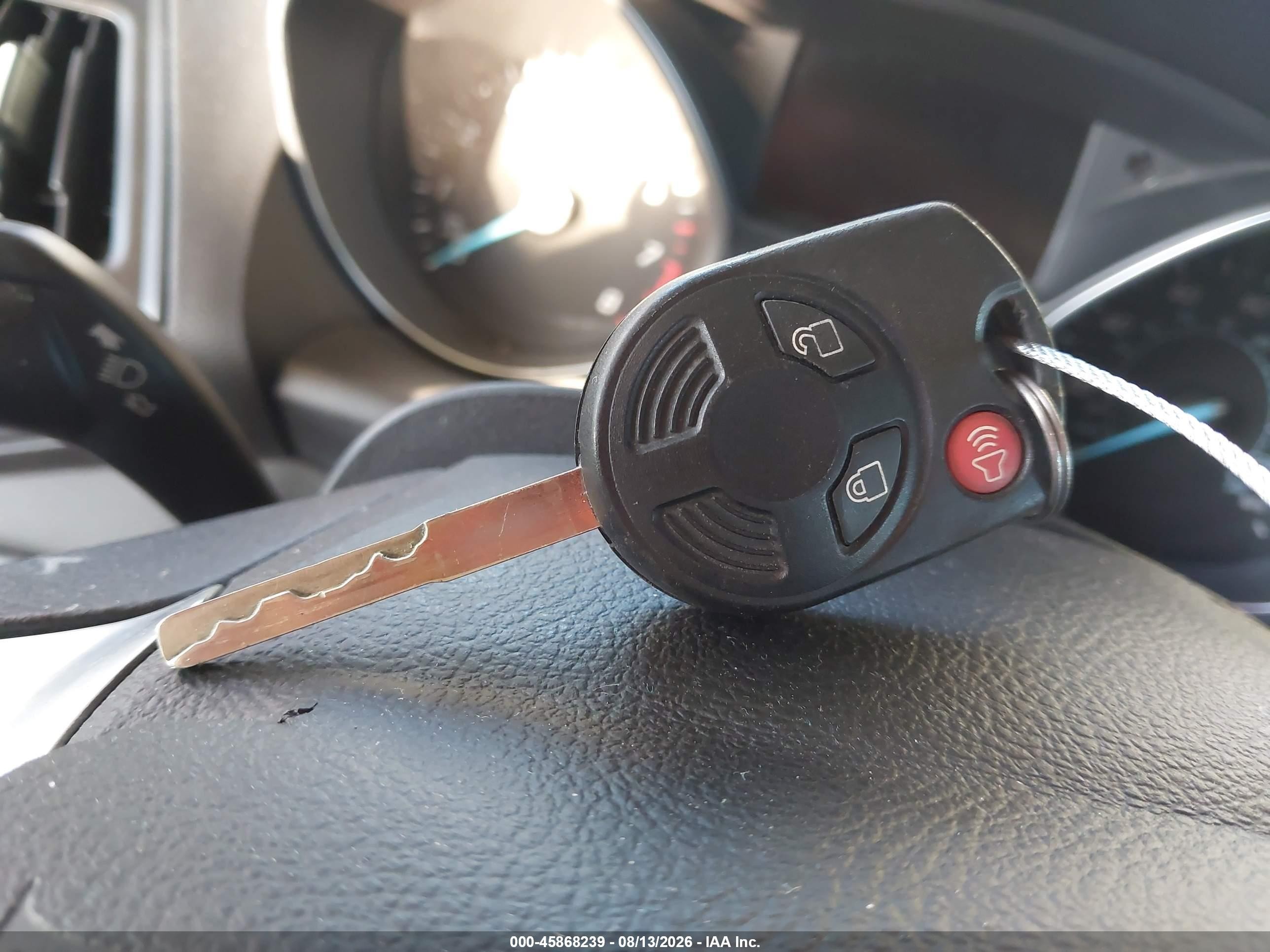 2015 Ford Escape Se White vin: 1FMCU0GX9FUA43866