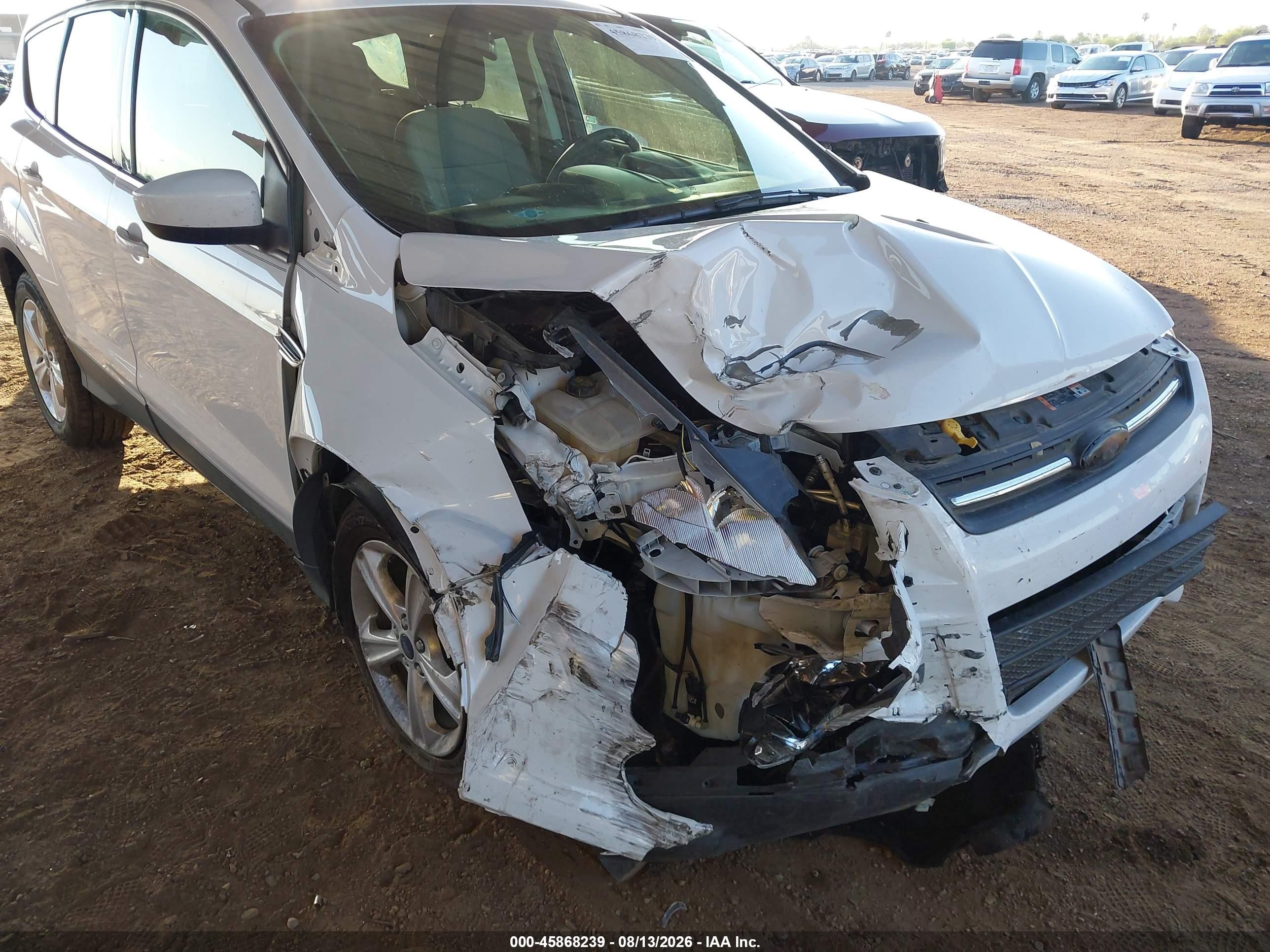 2015 Ford Escape Se White vin: 1FMCU0GX9FUA43866