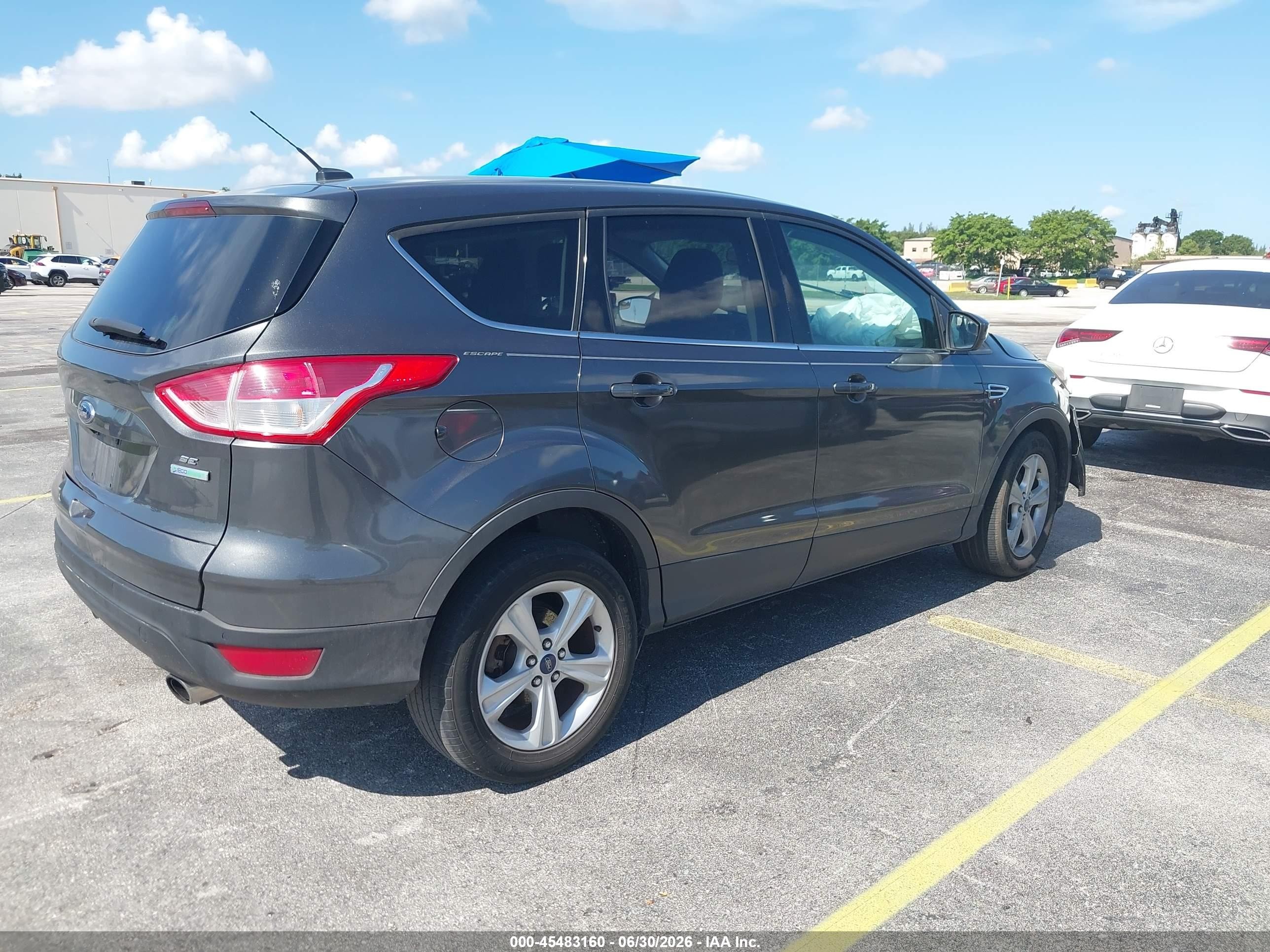 2015 Ford Escape Se Gray vin: 1FMCU0GX9FUA68184