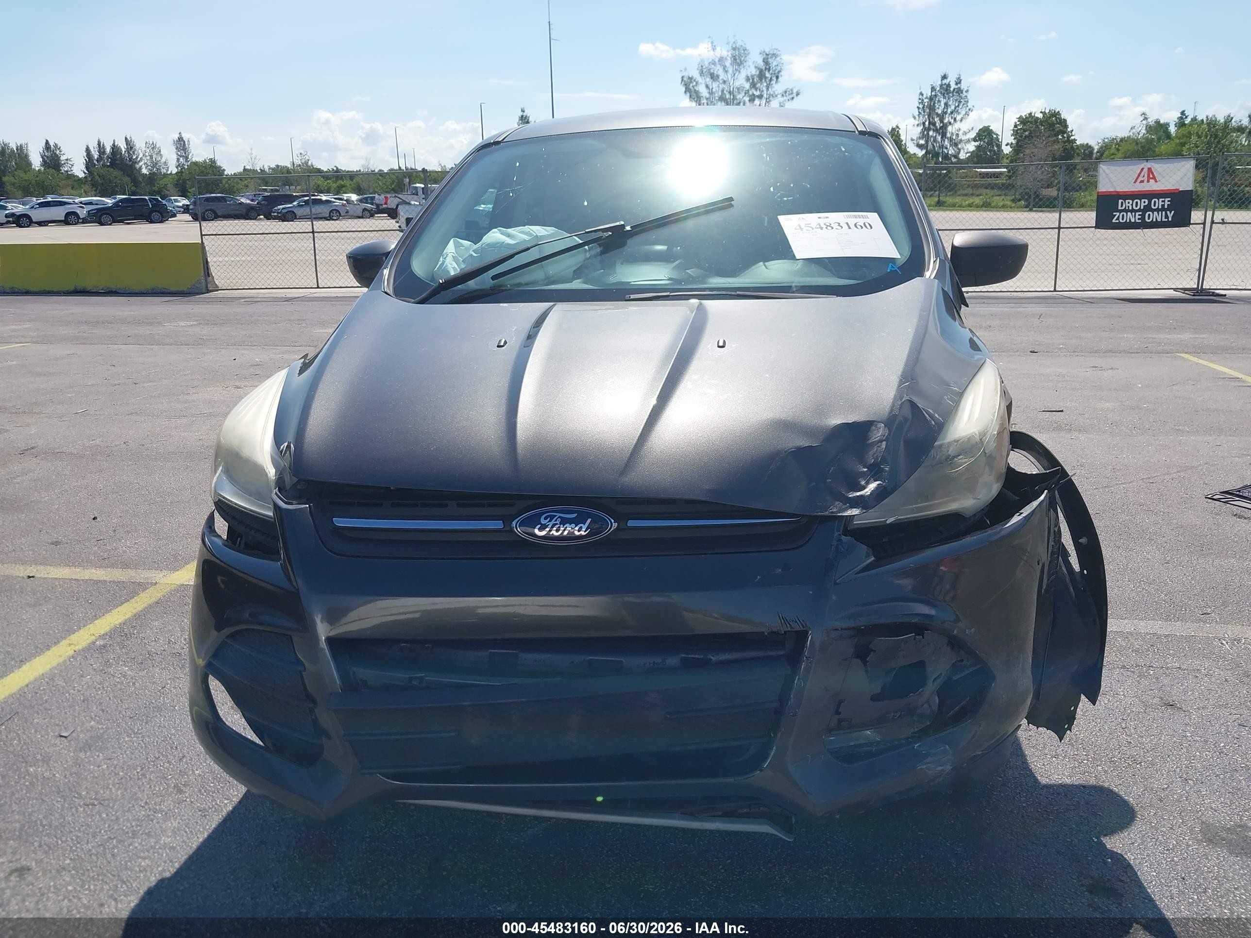 2015 Ford Escape Se Gray vin: 1FMCU0GX9FUA68184