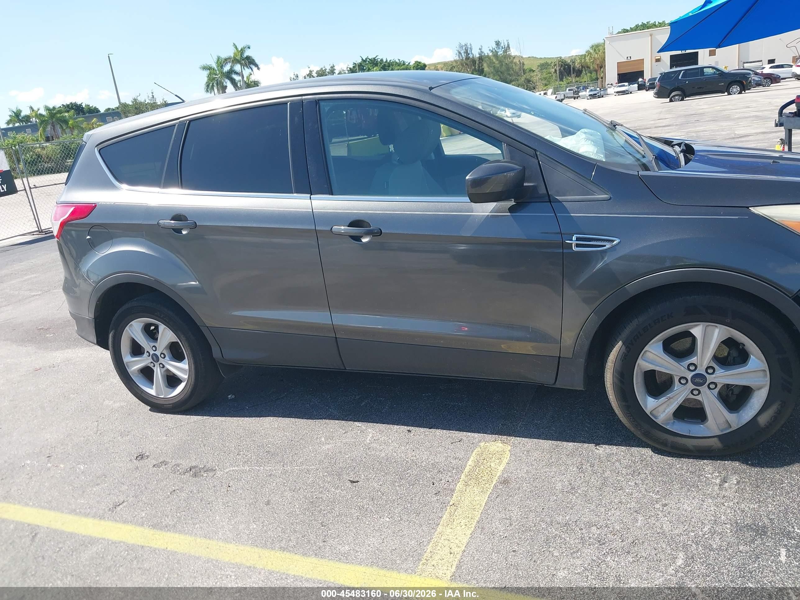 2015 Ford Escape Se Gray vin: 1FMCU0GX9FUA68184
