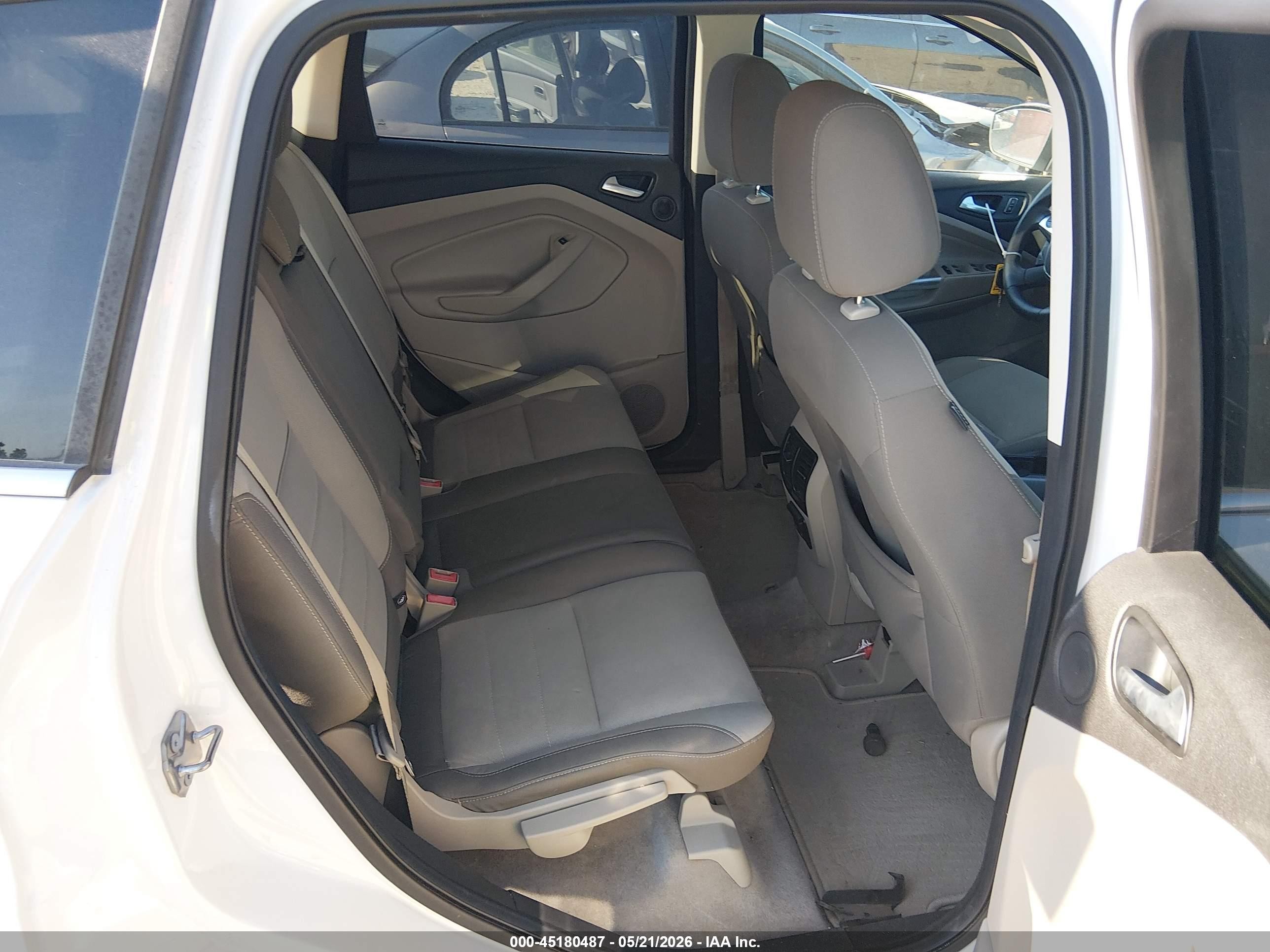 2015 Ford Escape Se White vin: 1FMCU0GX9FUA73384