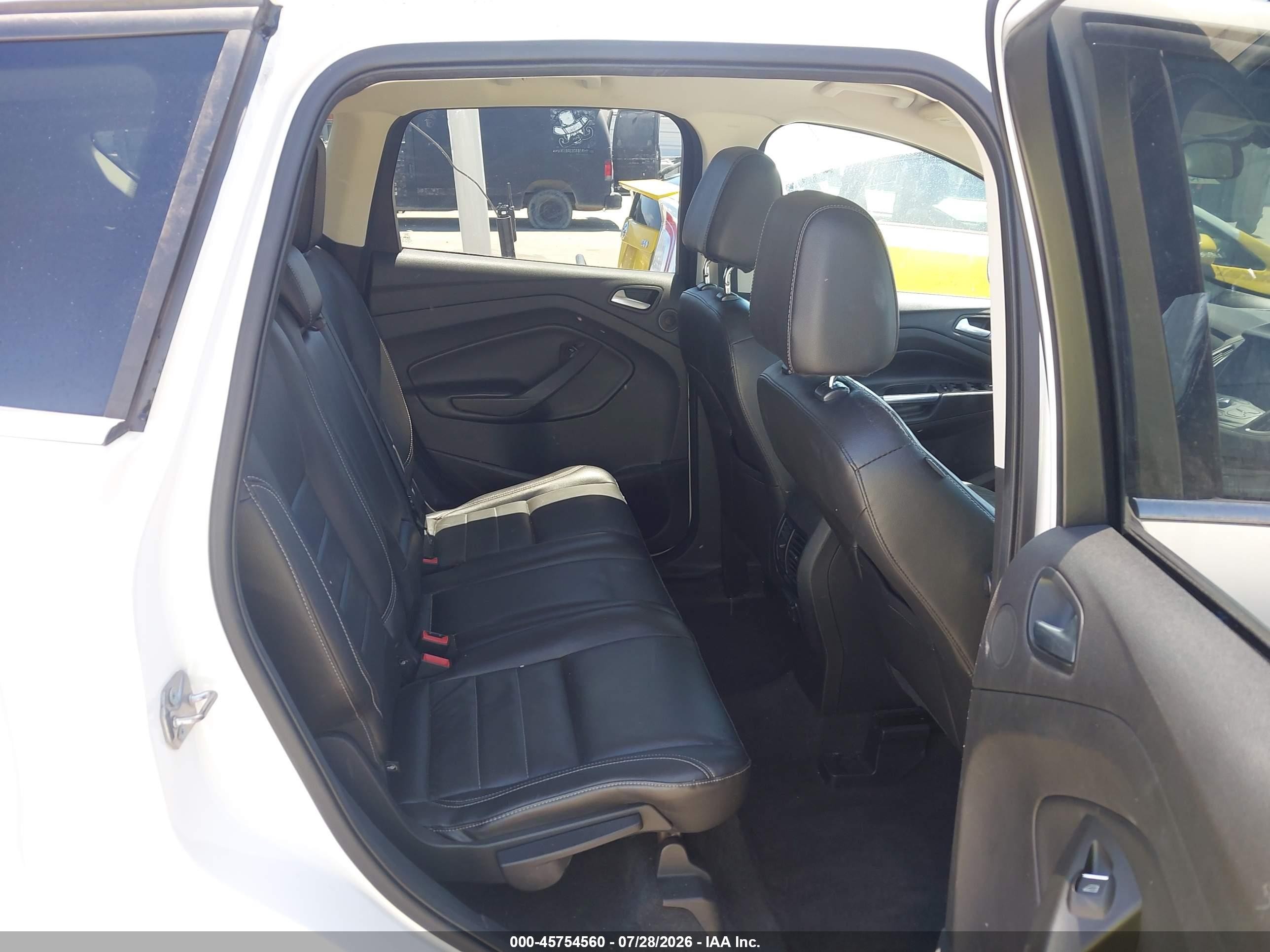 2015 Ford Escape Se White vin: 1FMCU0GX9FUB33664
