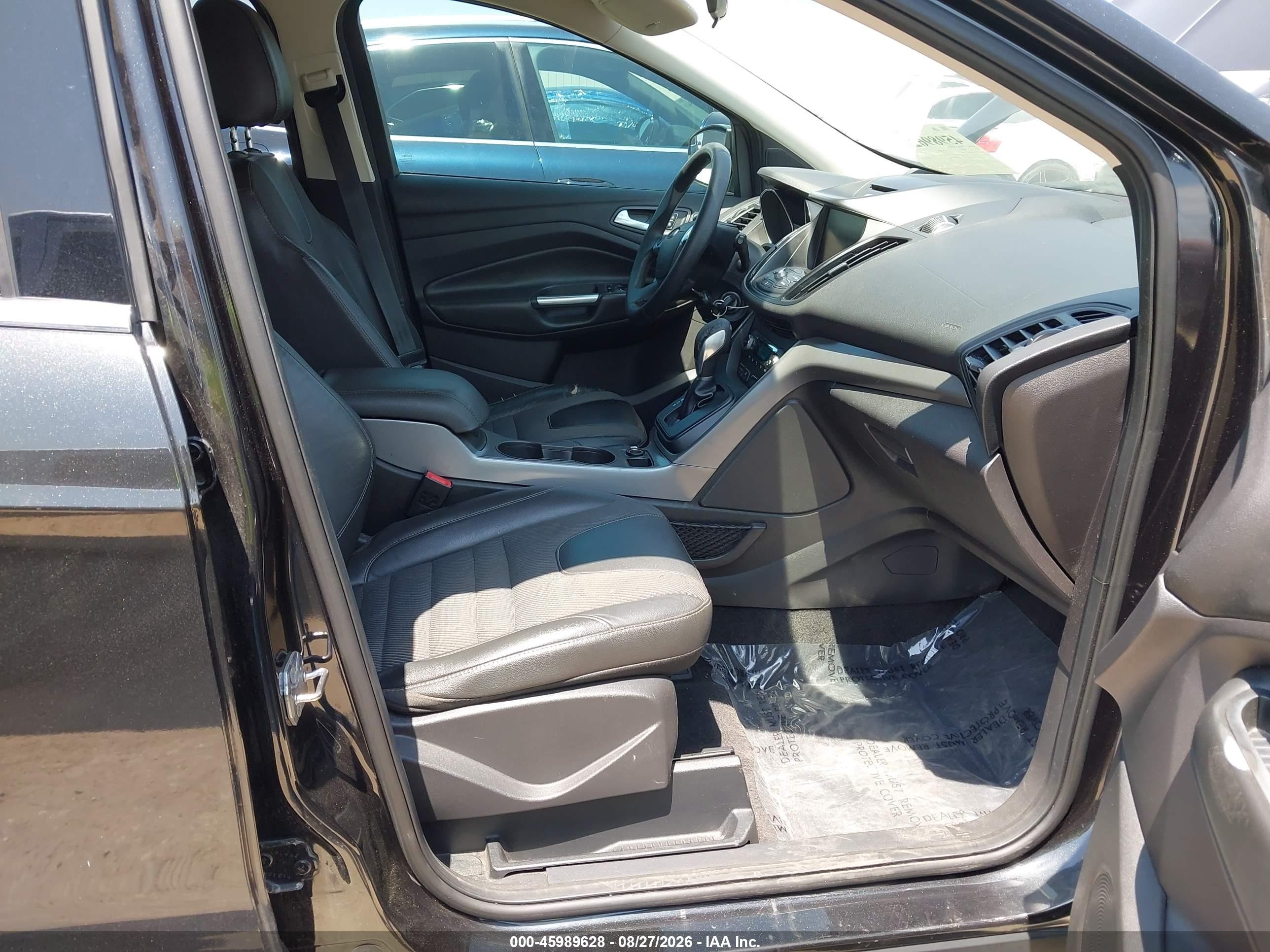 2015 Ford Escape Se Черный vin: 1FMCU0GX9FUC61435